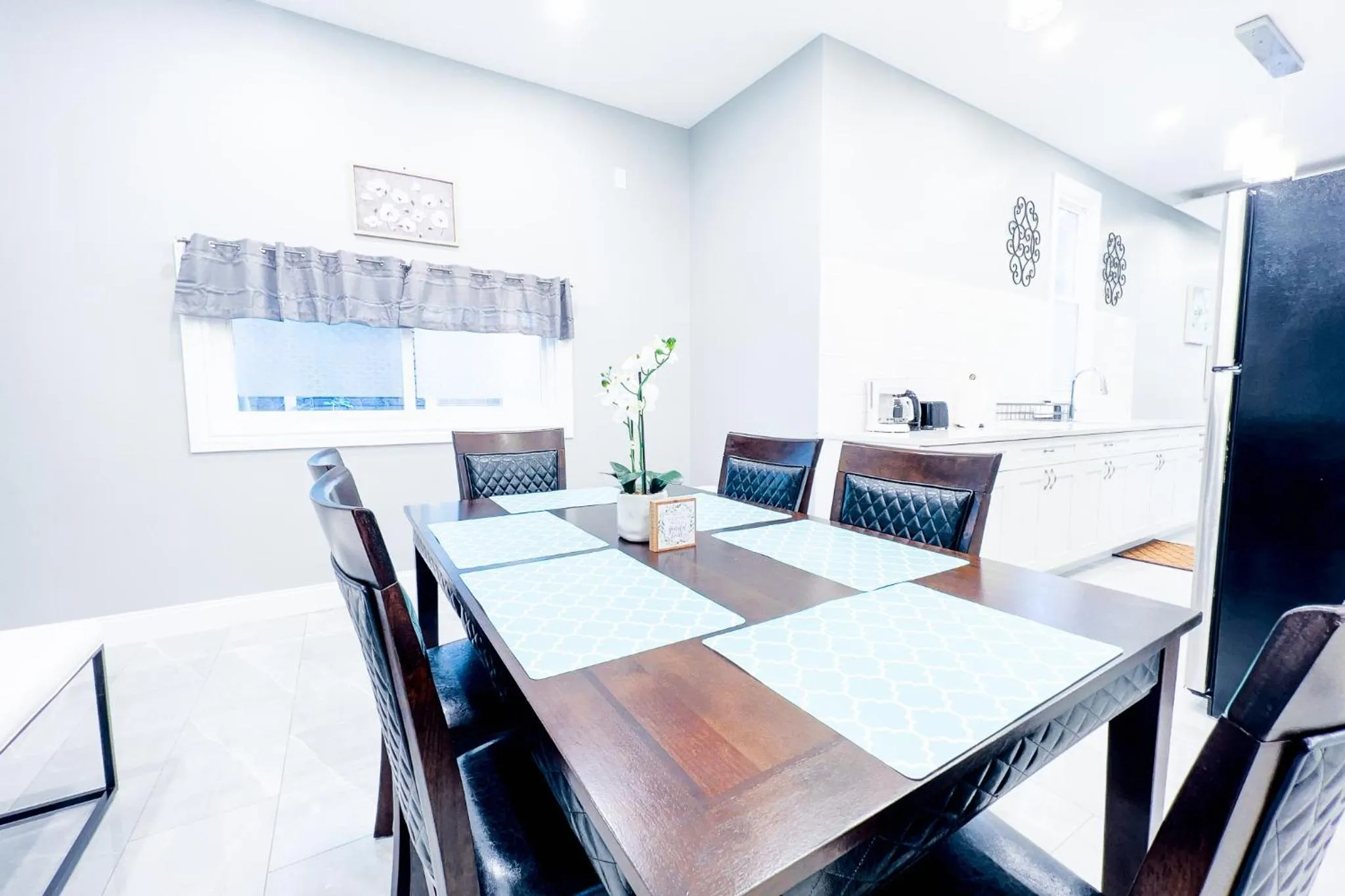 Dining area in The Griffon House