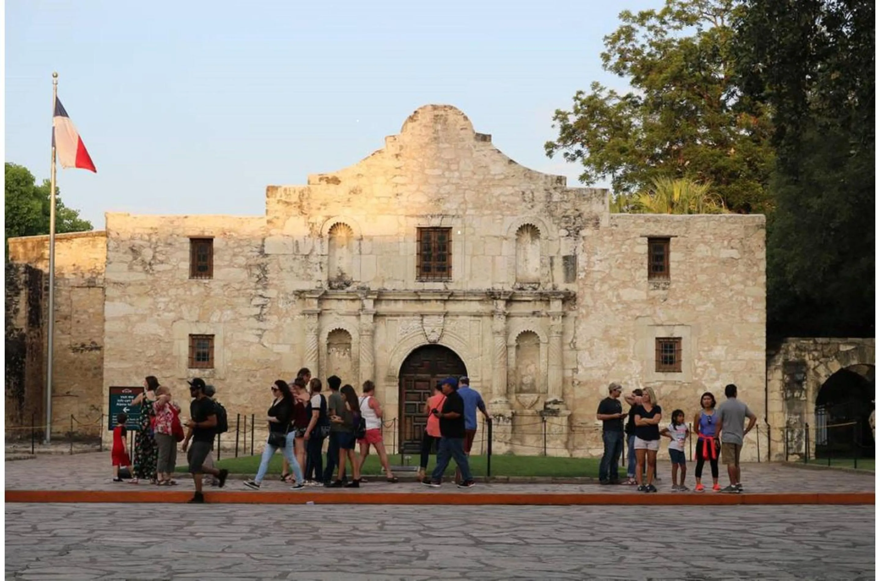 Other in Captivating 4BR 2BA Home Near Awesome Downtown