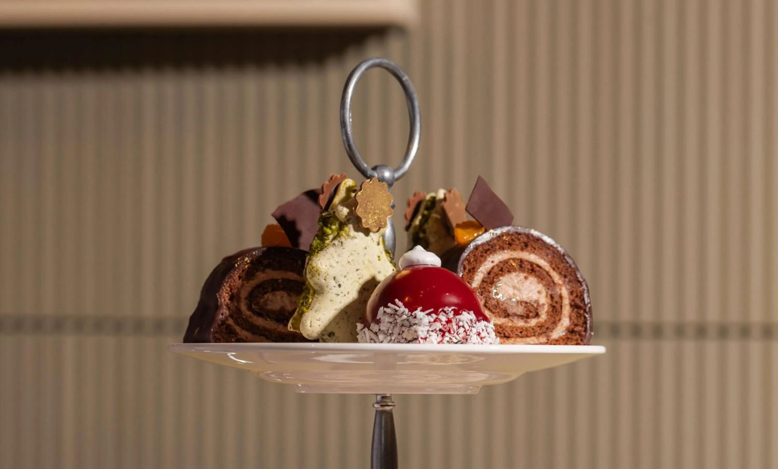 Food and drinks in art'otel London Battersea Power Station, Powered by Radisson Hotels