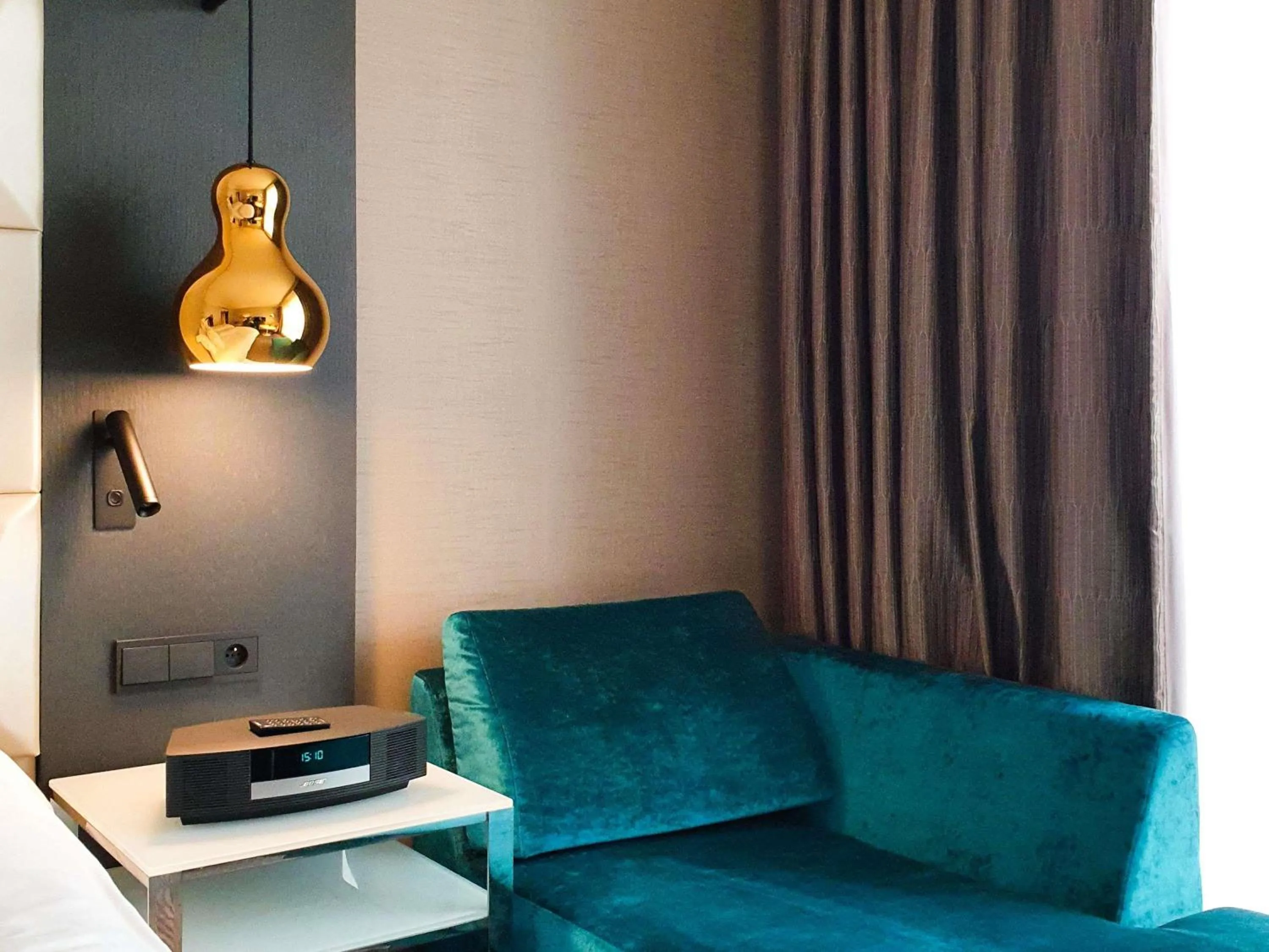 Bedroom in Sofitel Warsaw Victoria