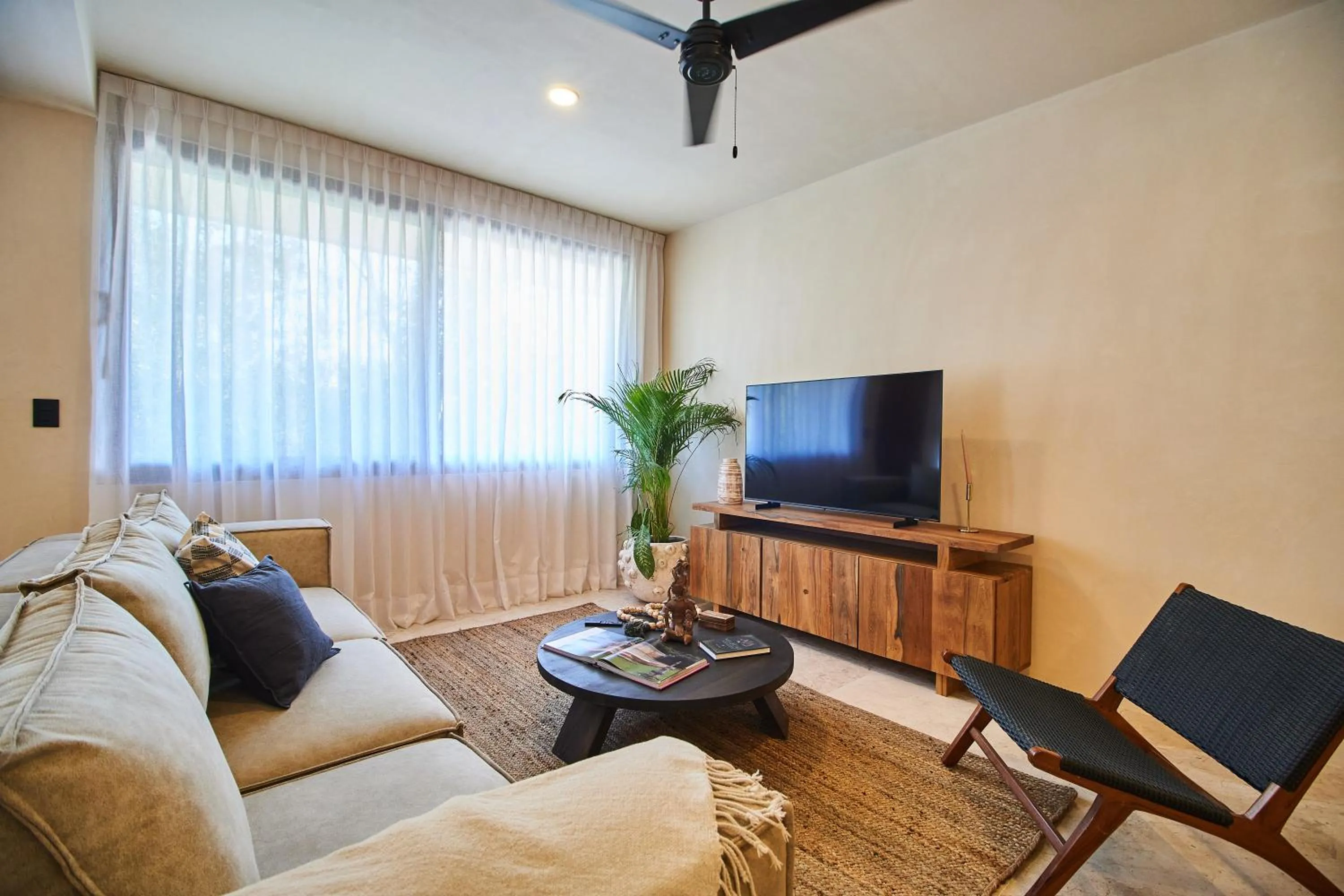 TV and multimedia in Increíble Departamento en la Jungla Private Pool By Yeah