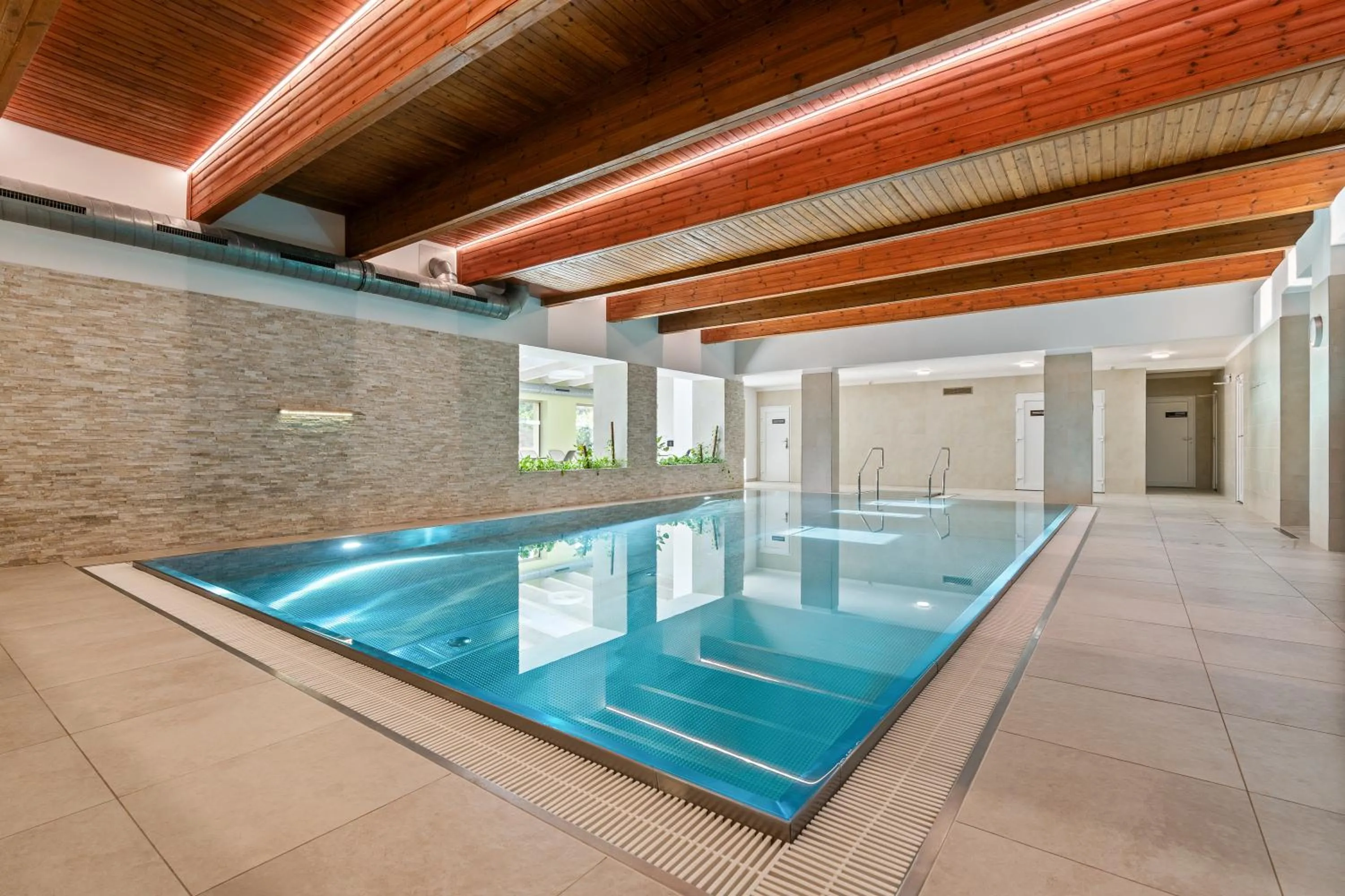 Swimming pool in Hotel Vega Luhacovice