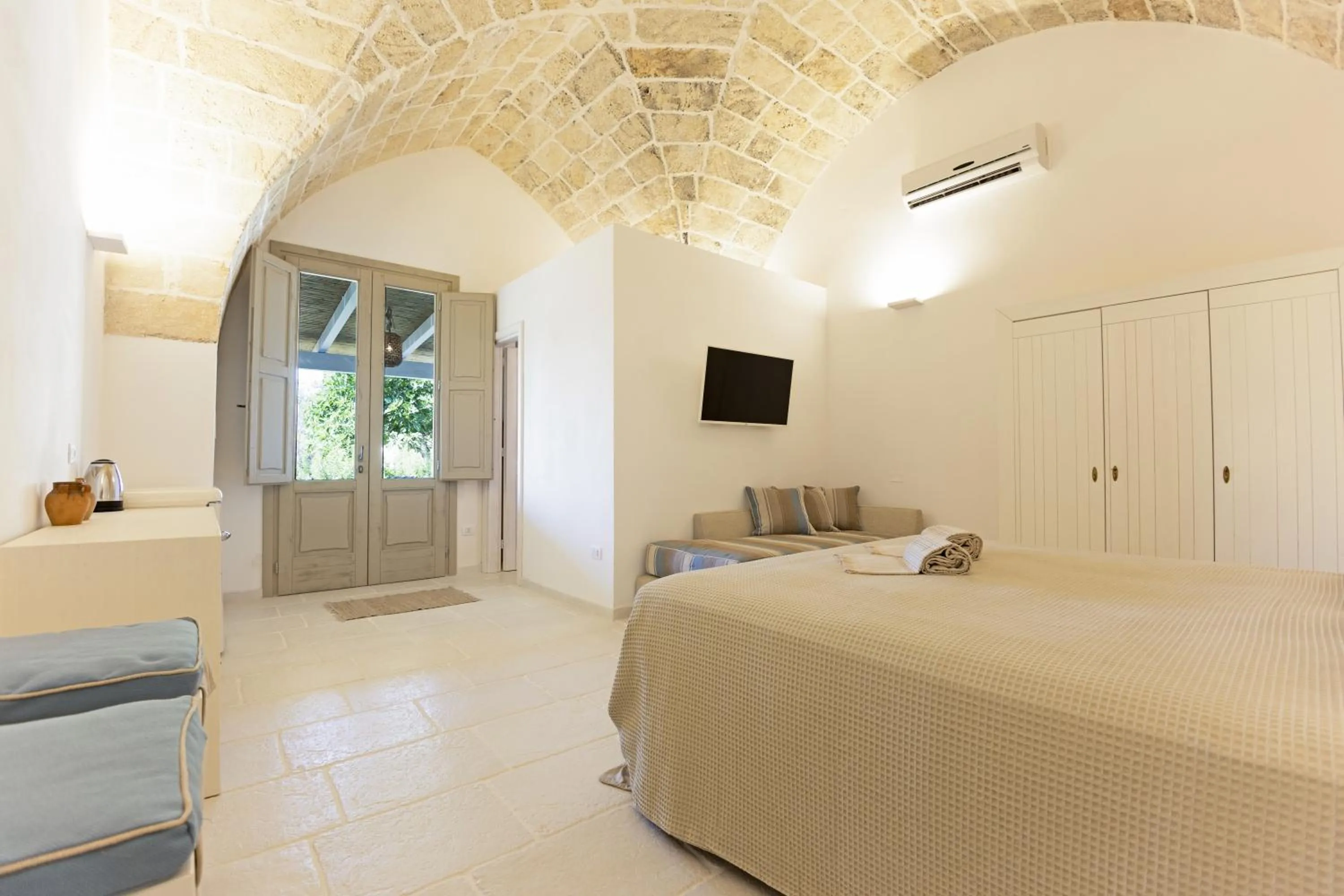 Bed in Masseria Macchiaforte