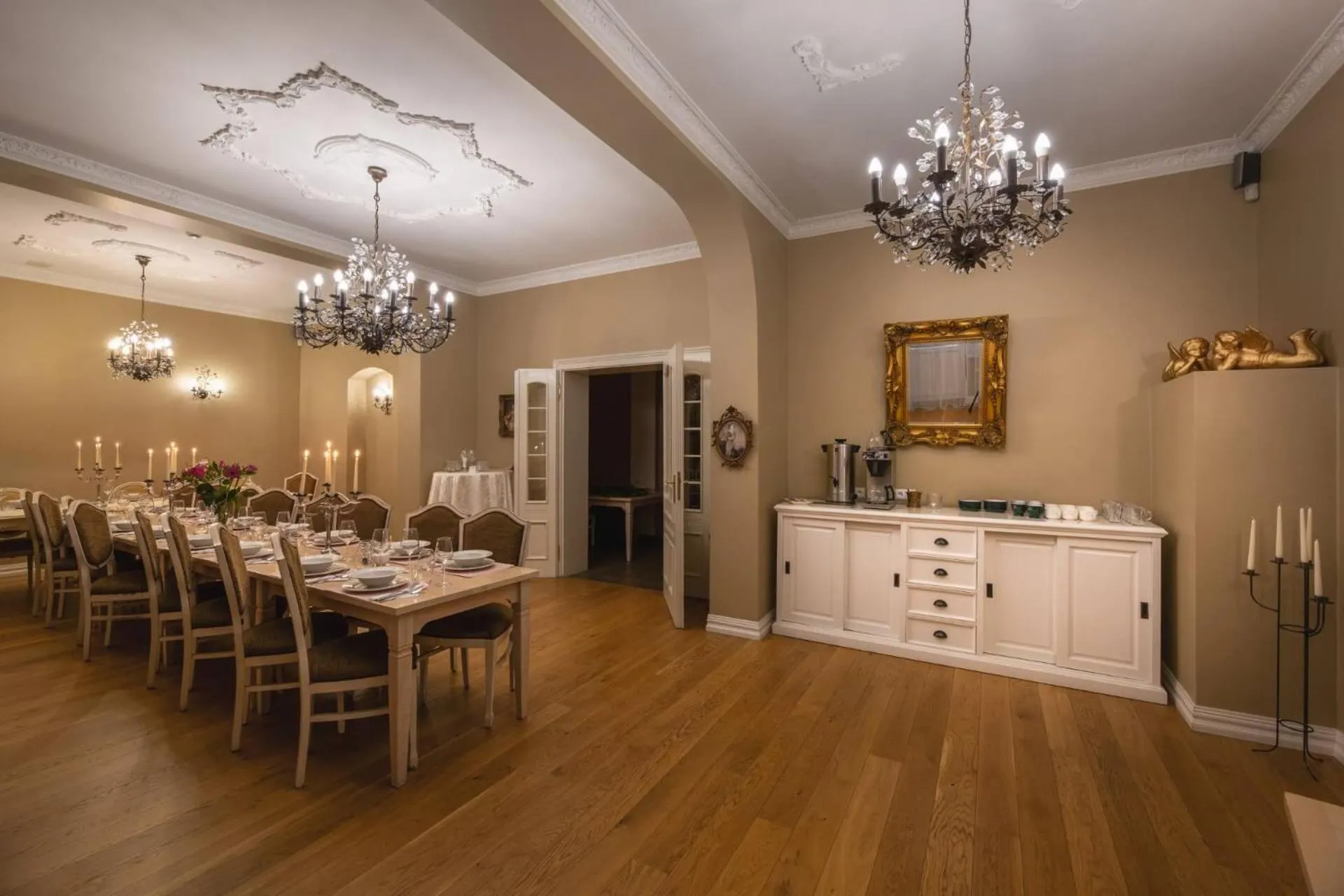 Lounge or bar in Hotel Amalia