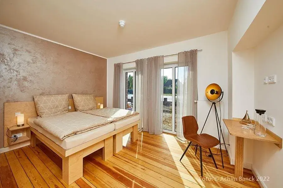 Double Room with Private Bathroom - single occupancy in Hotel aanders Double Room with Private Bathroom - single occupancy in Hotel aanders