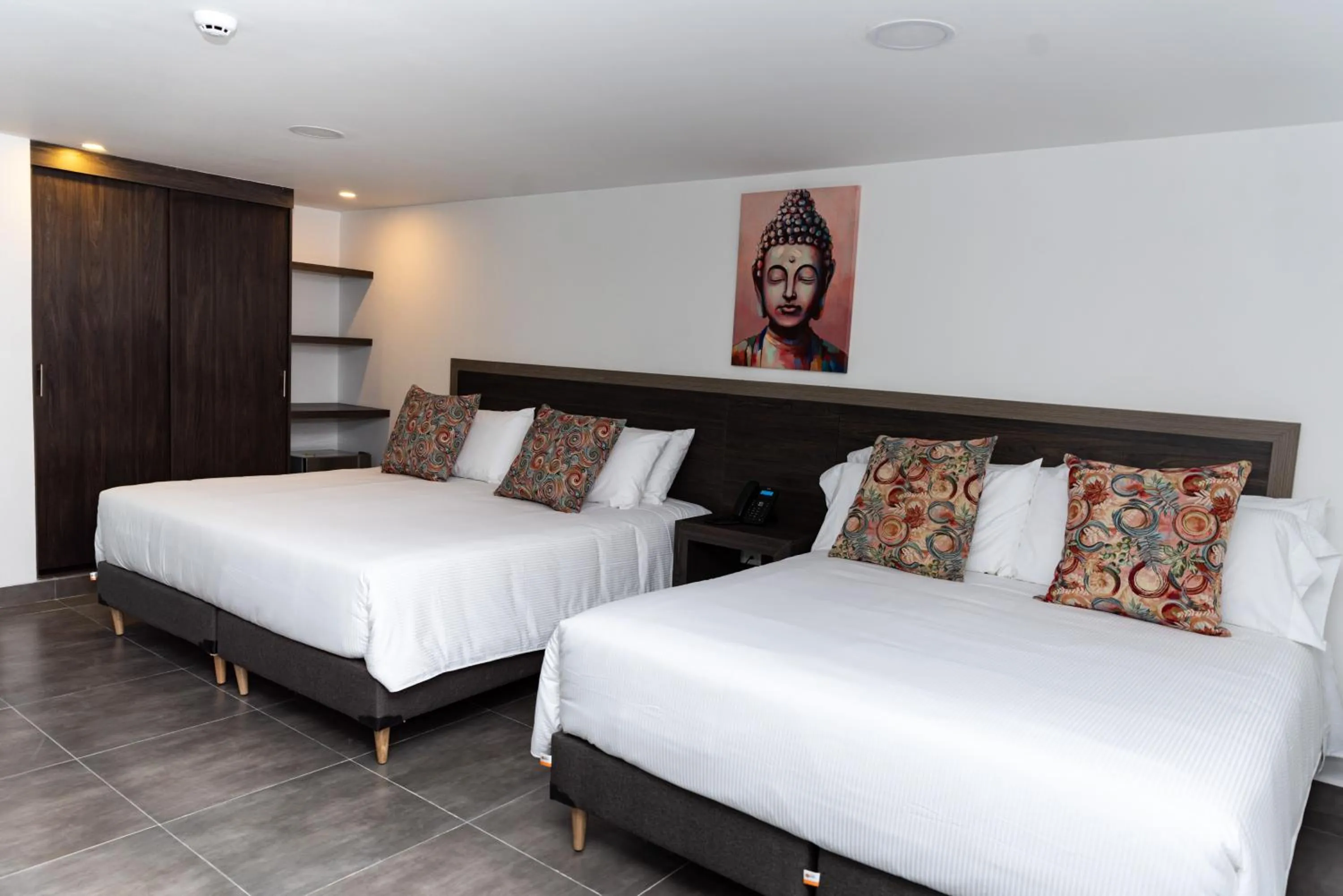 Bed in Hotel Qatar Cali