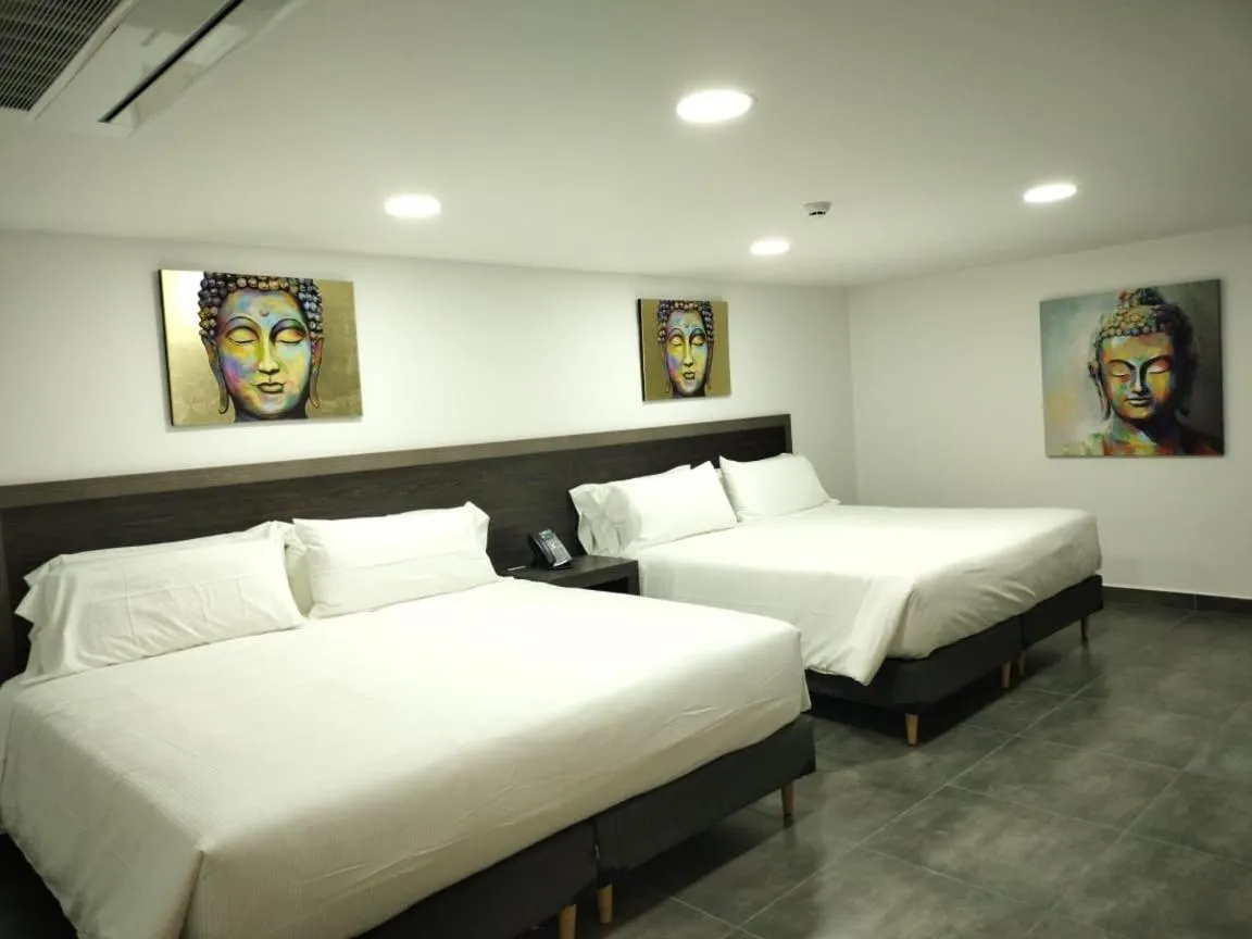 Photo of the whole room, Bed in Hotel Qatar Cali