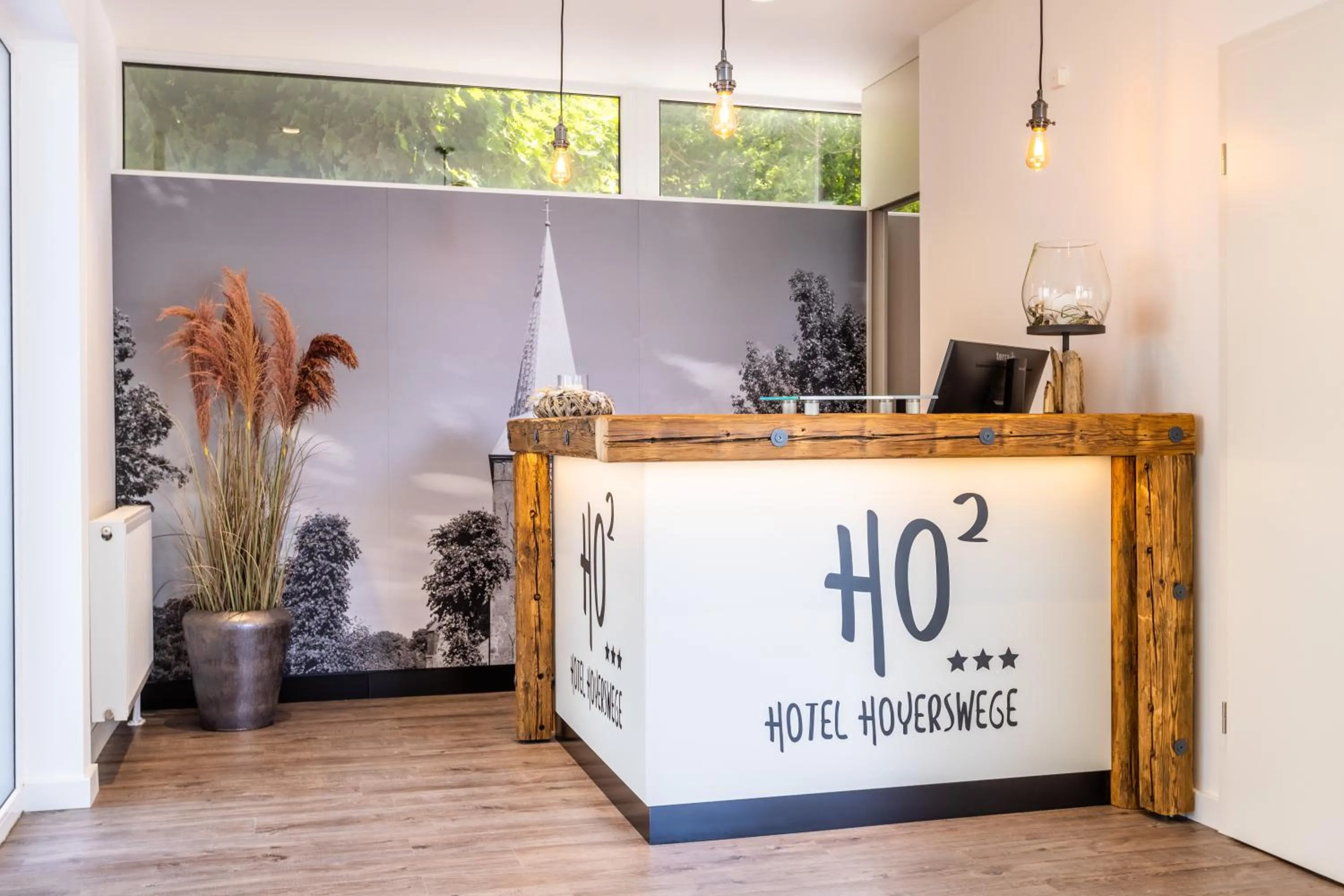 Lobby or reception in Akzent Hotel Hoyerswege