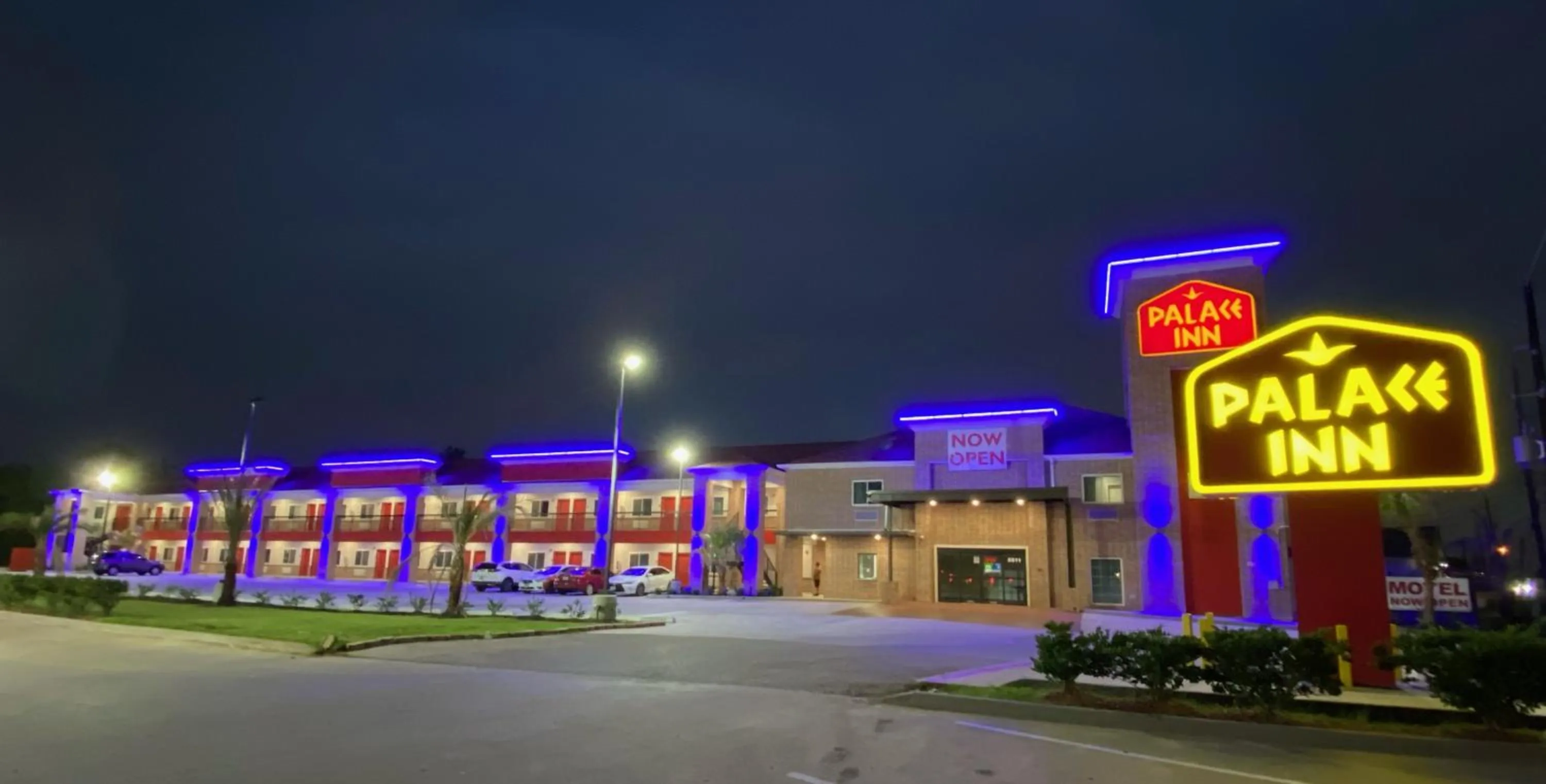 Property building in PALACEINN-ARCOLA