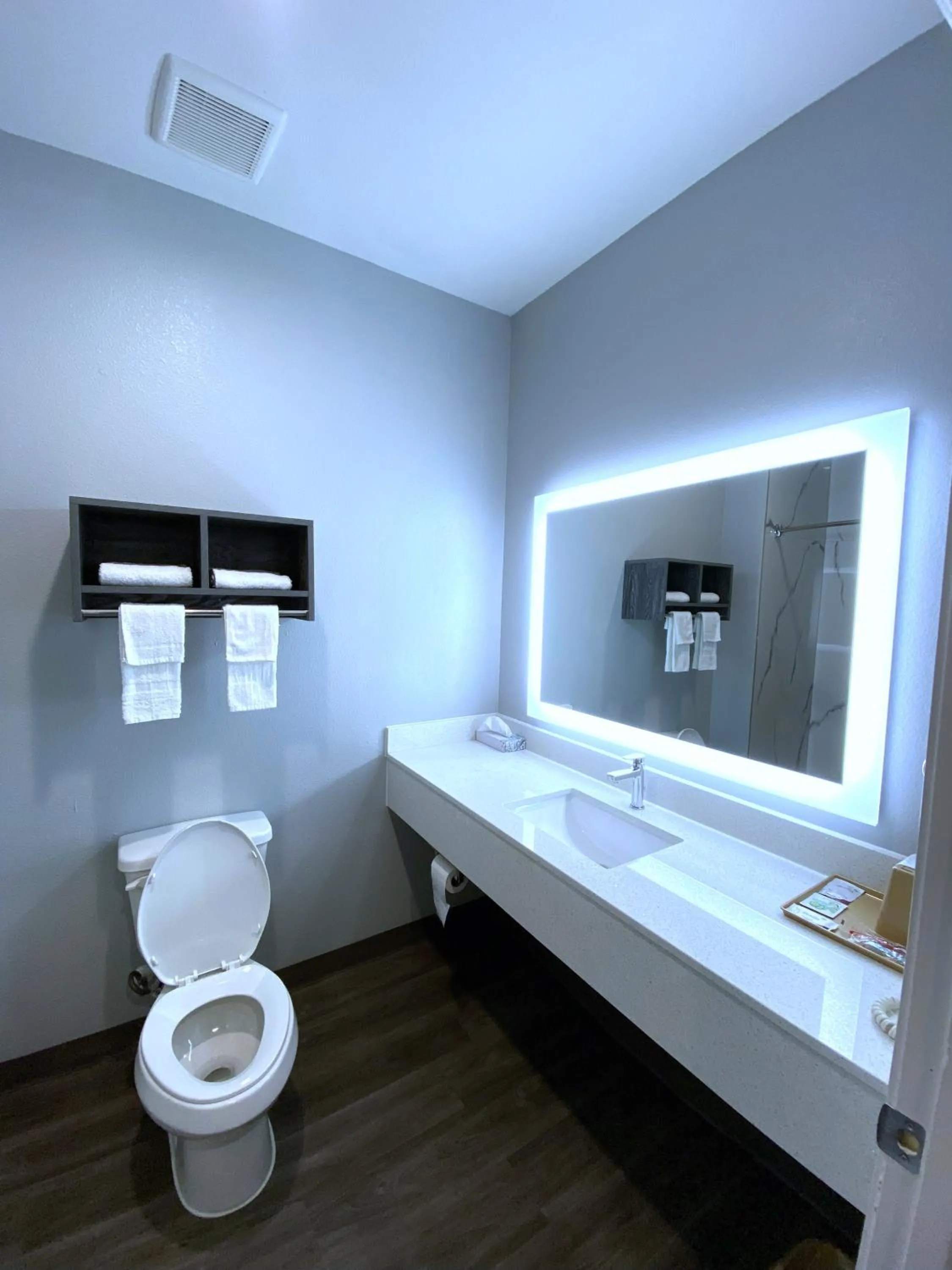 Bathroom in PALACEINN-ARCOLA