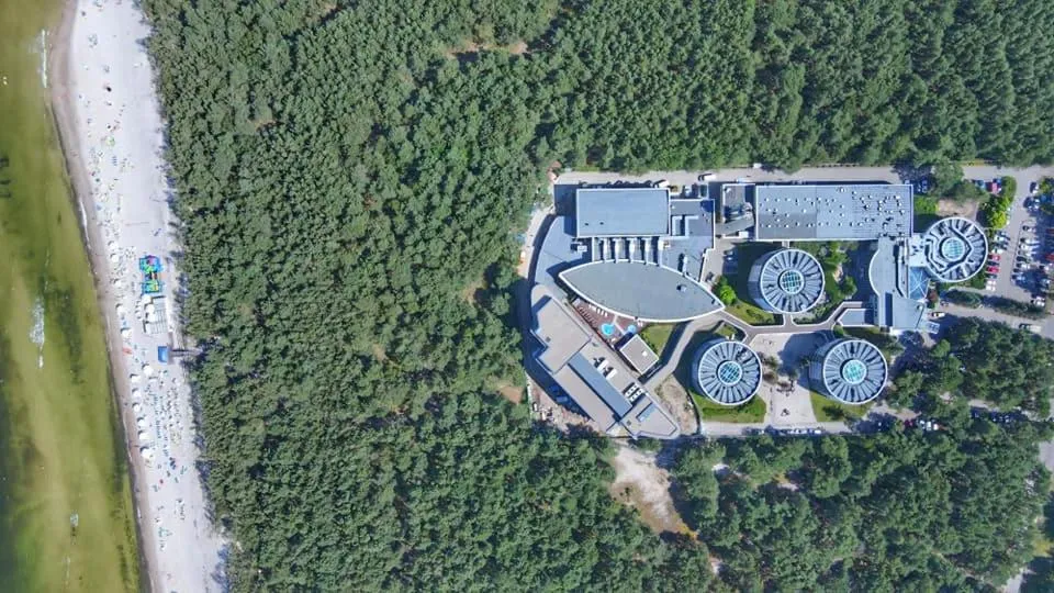 Property building in Hotel Senator