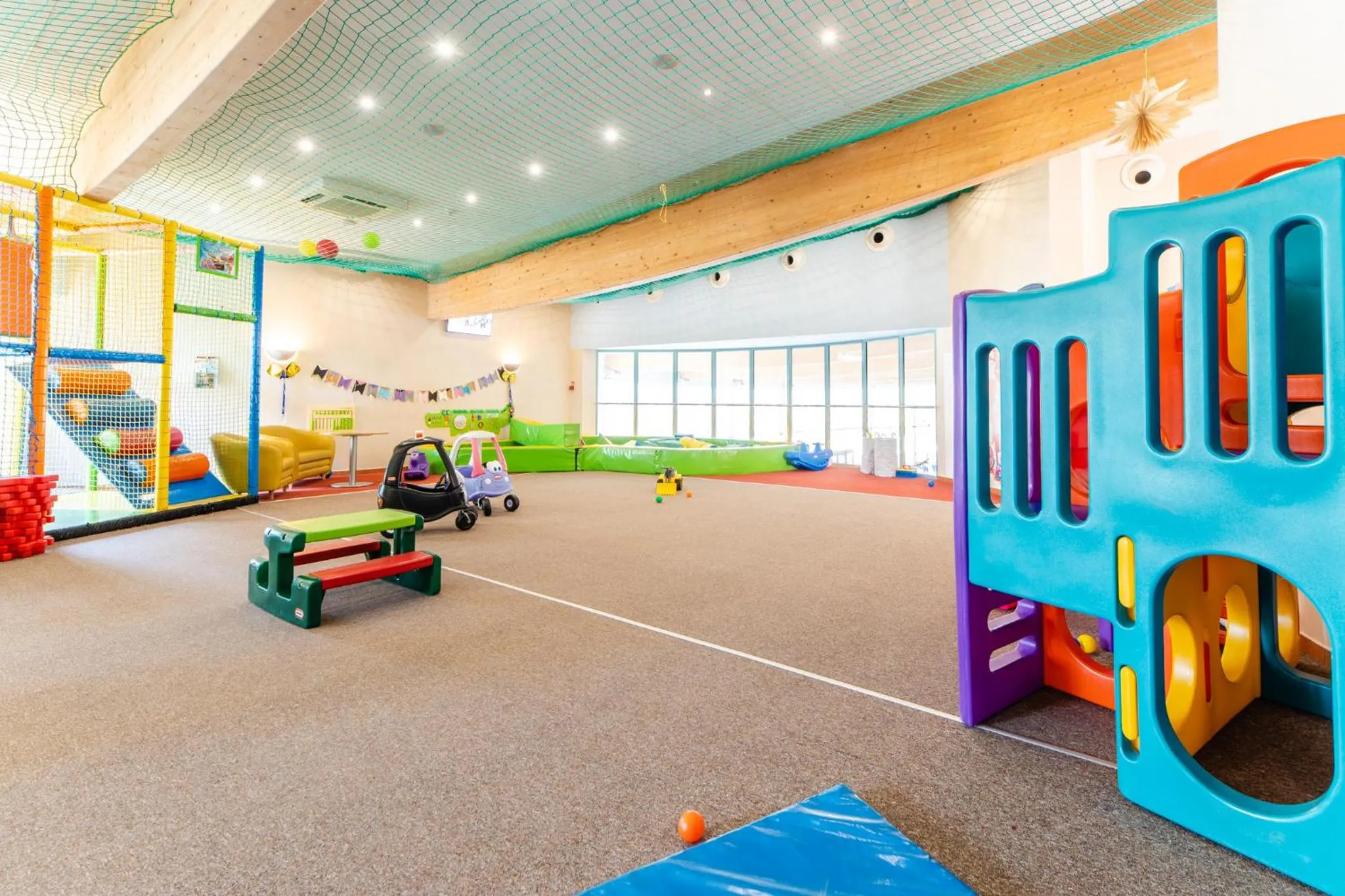 Children play ground in Hotel Senator