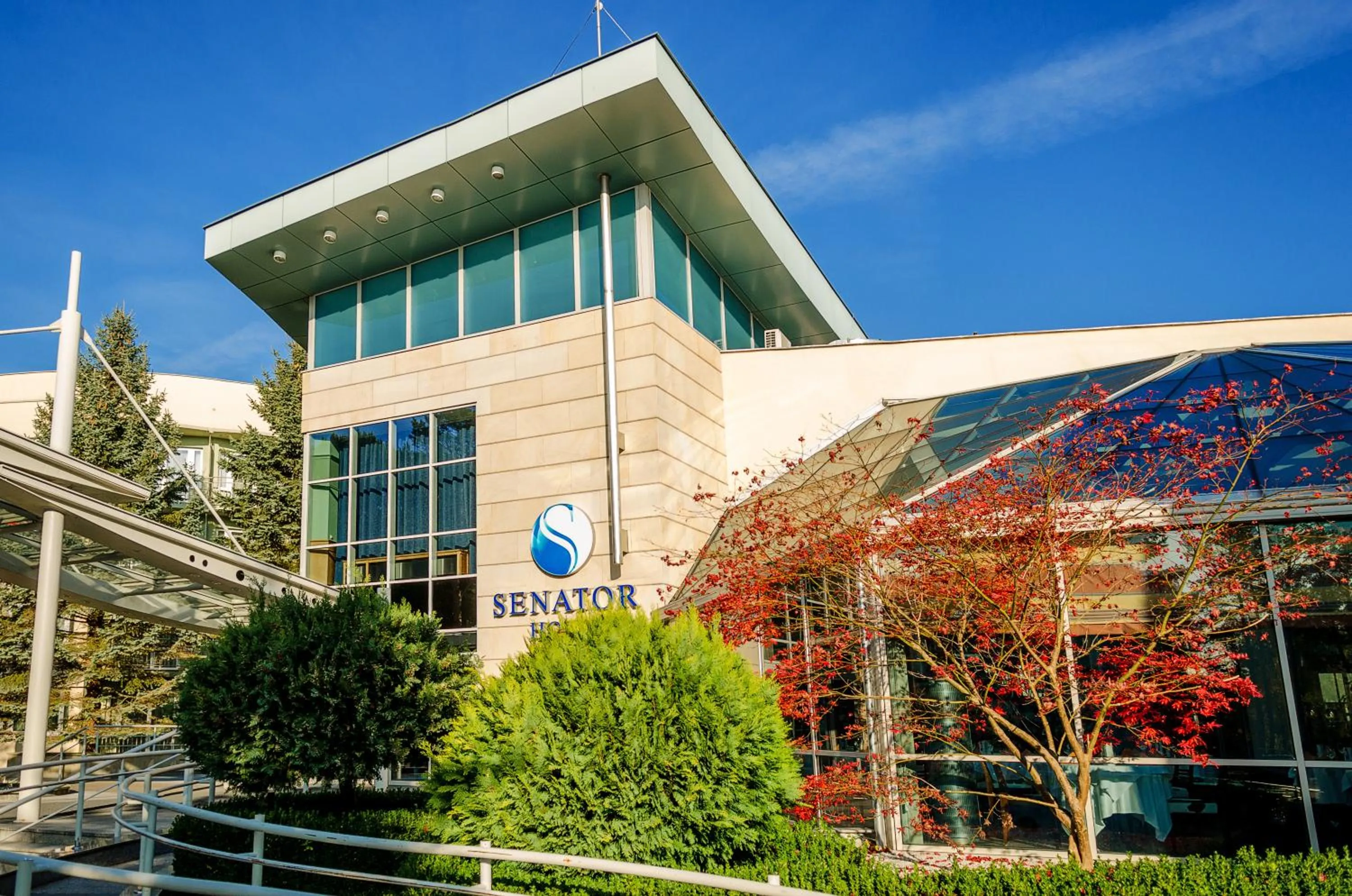 Facade/entrance in Hotel Senator