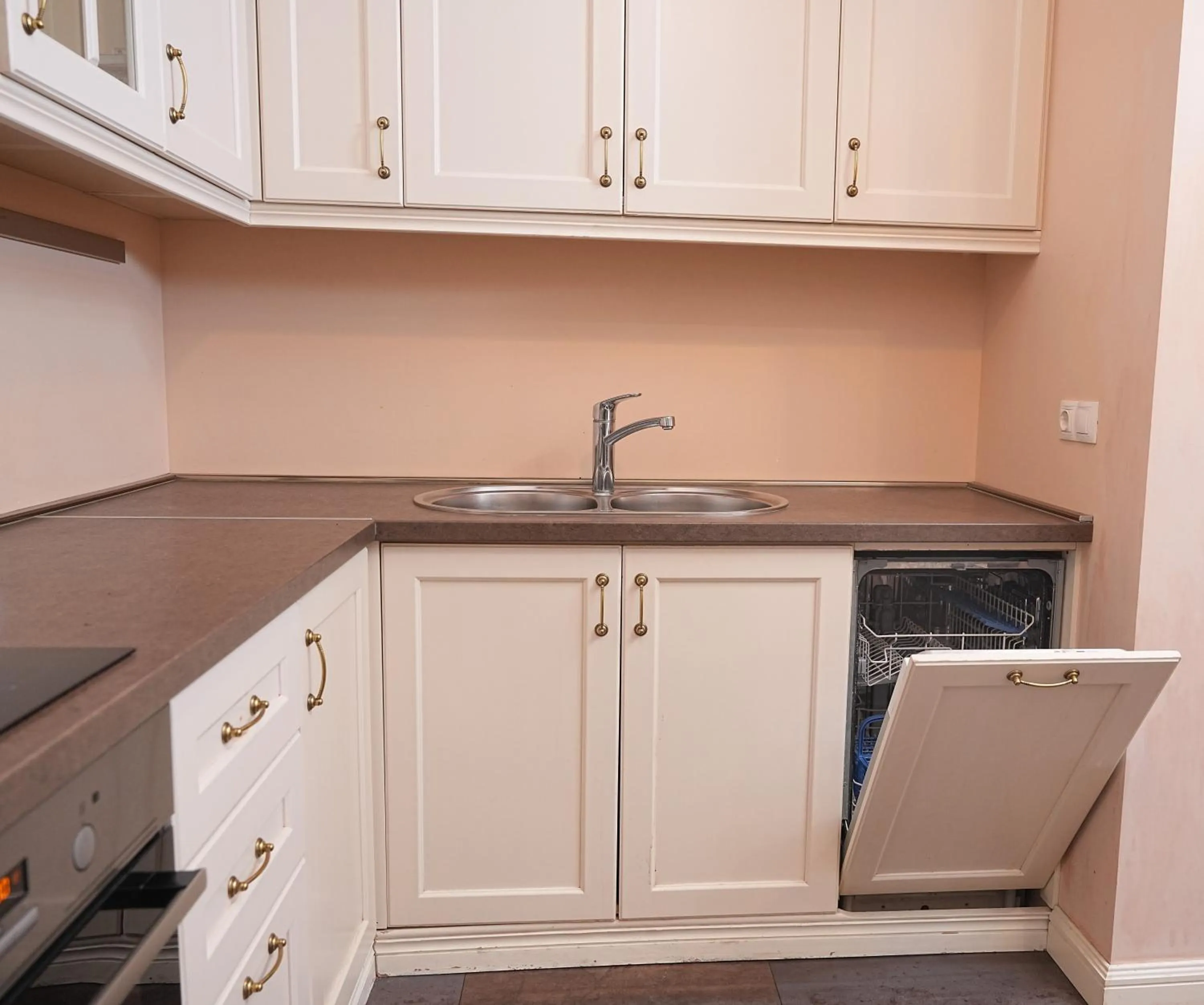 Kitchen or kitchenette in Sweet Home Apart-Hotel