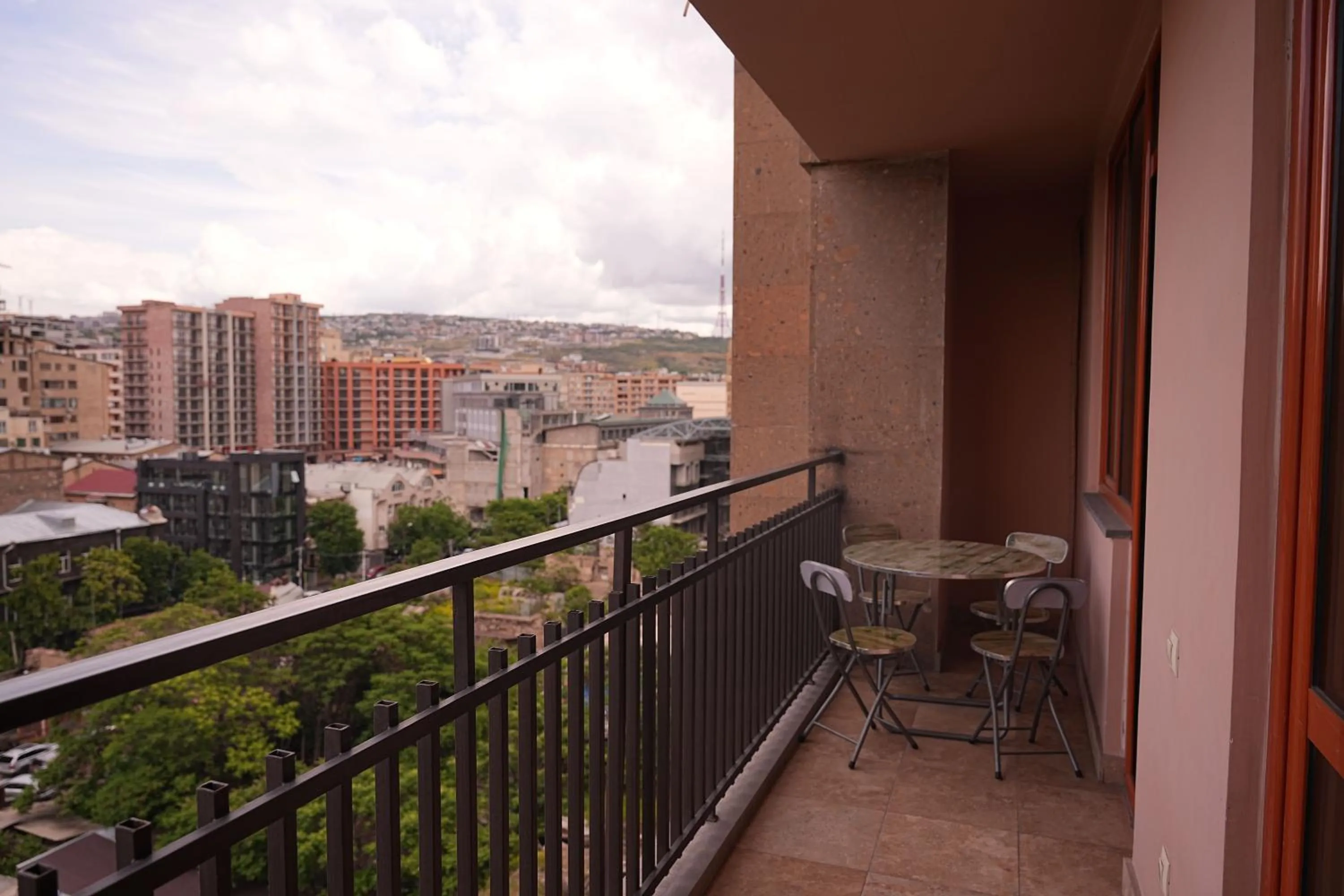 Day in Sweet Home Apart-Hotel