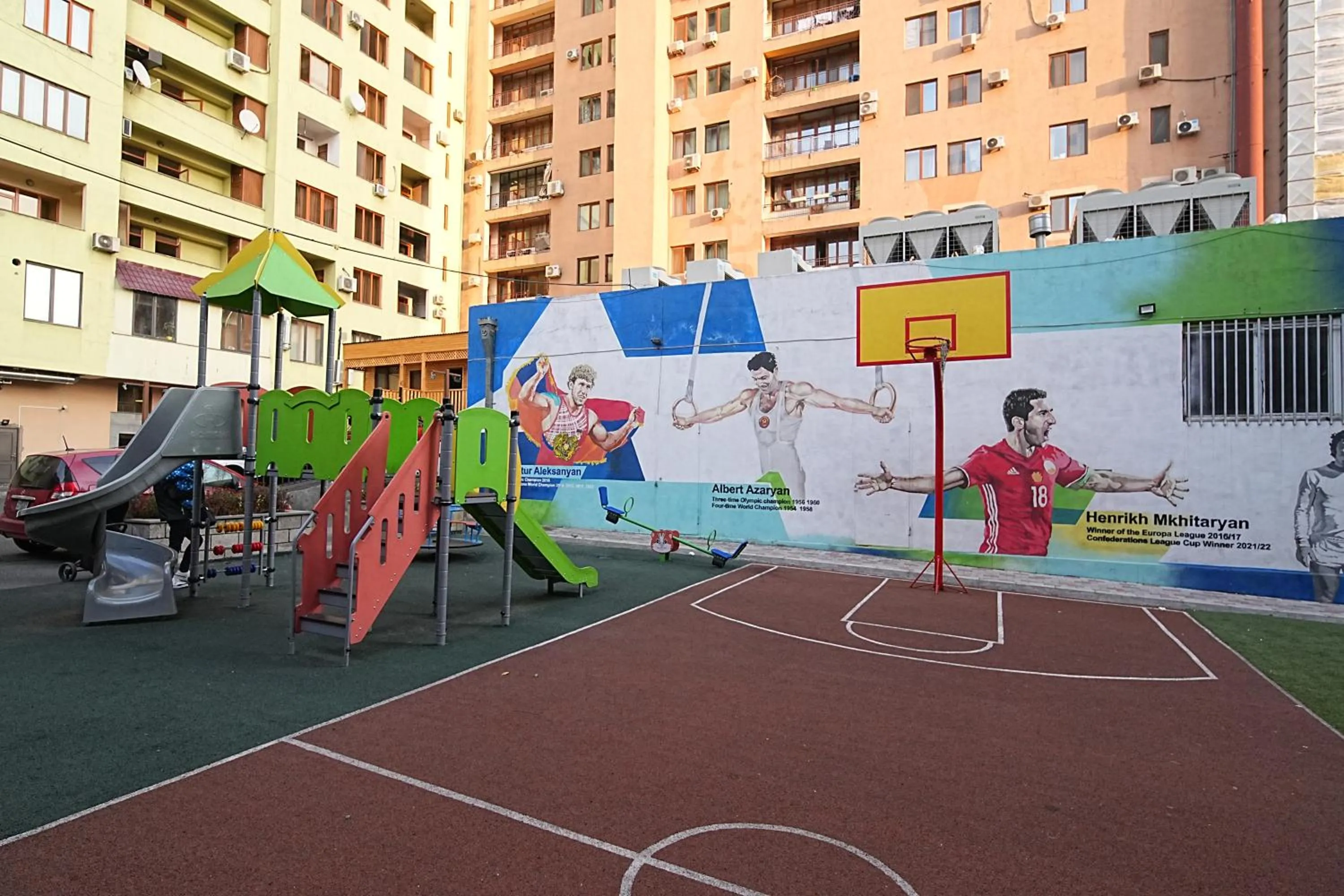 Children play ground in Sweet Home Apart-Hotel