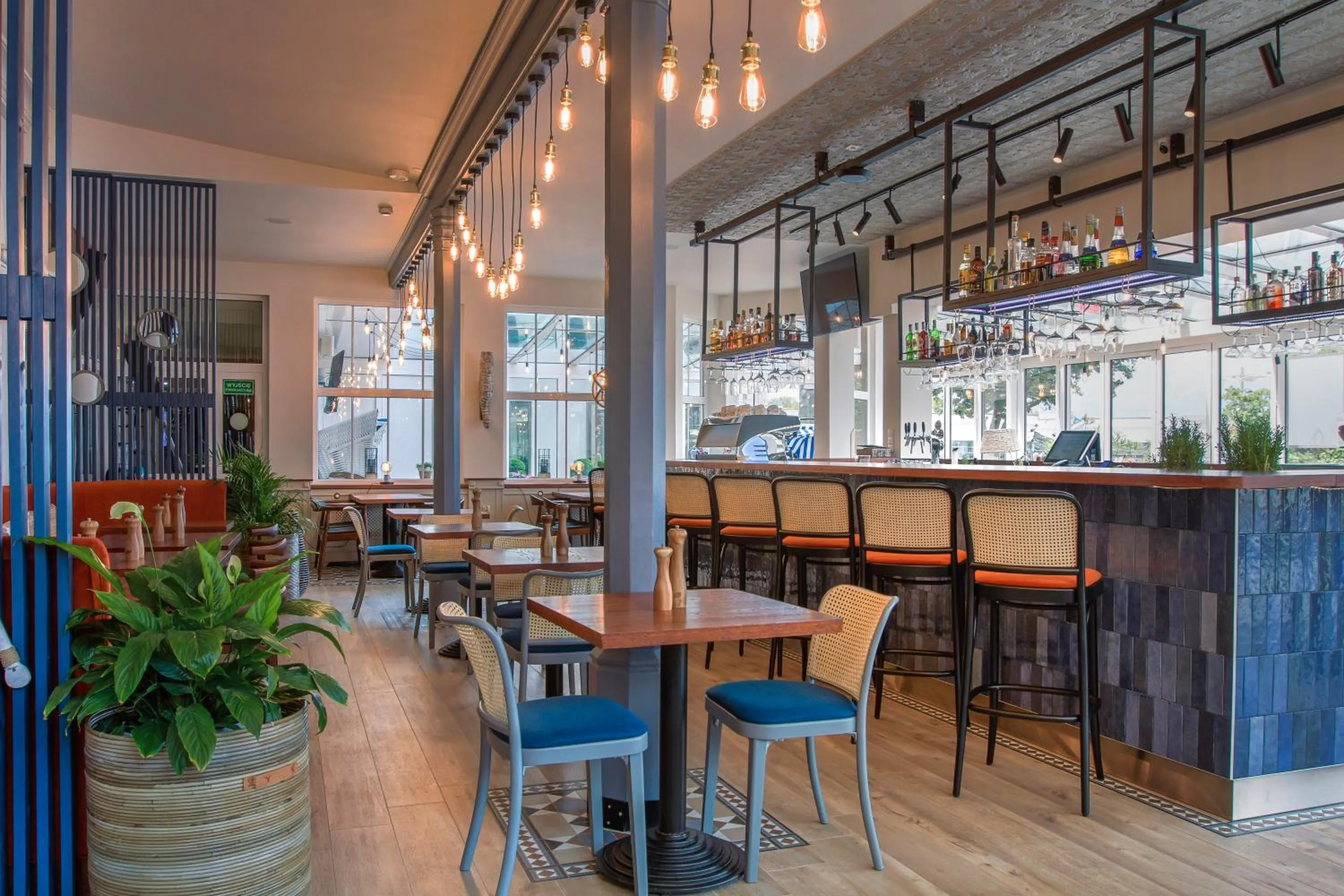 Restaurant/places to eat in Hotel Aurora Family & SPA