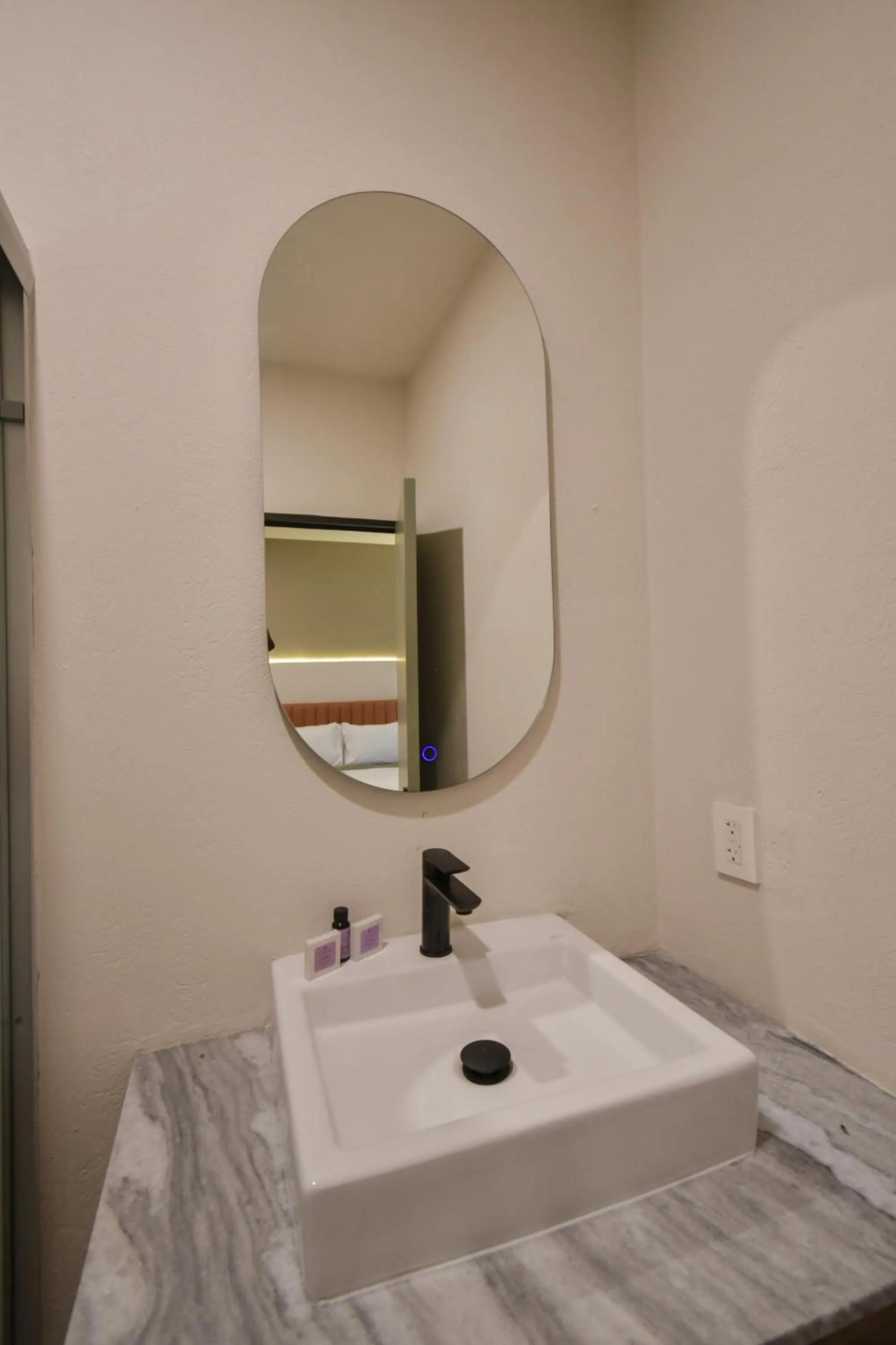 Bathroom in Expo Satelite 2750 Hotel & Suites