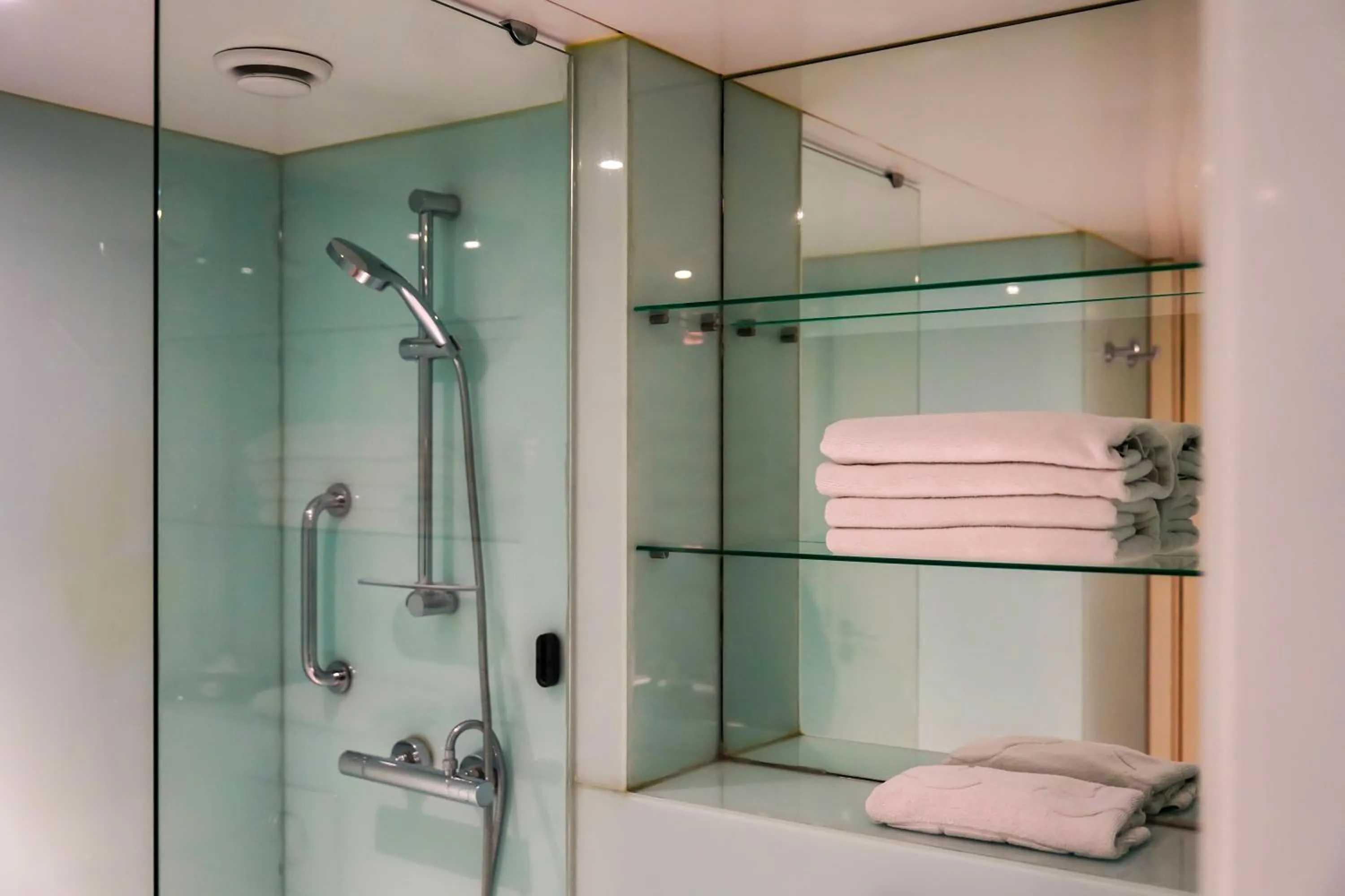 Bathroom in Ramada Encore Istanbul Bayrampasa