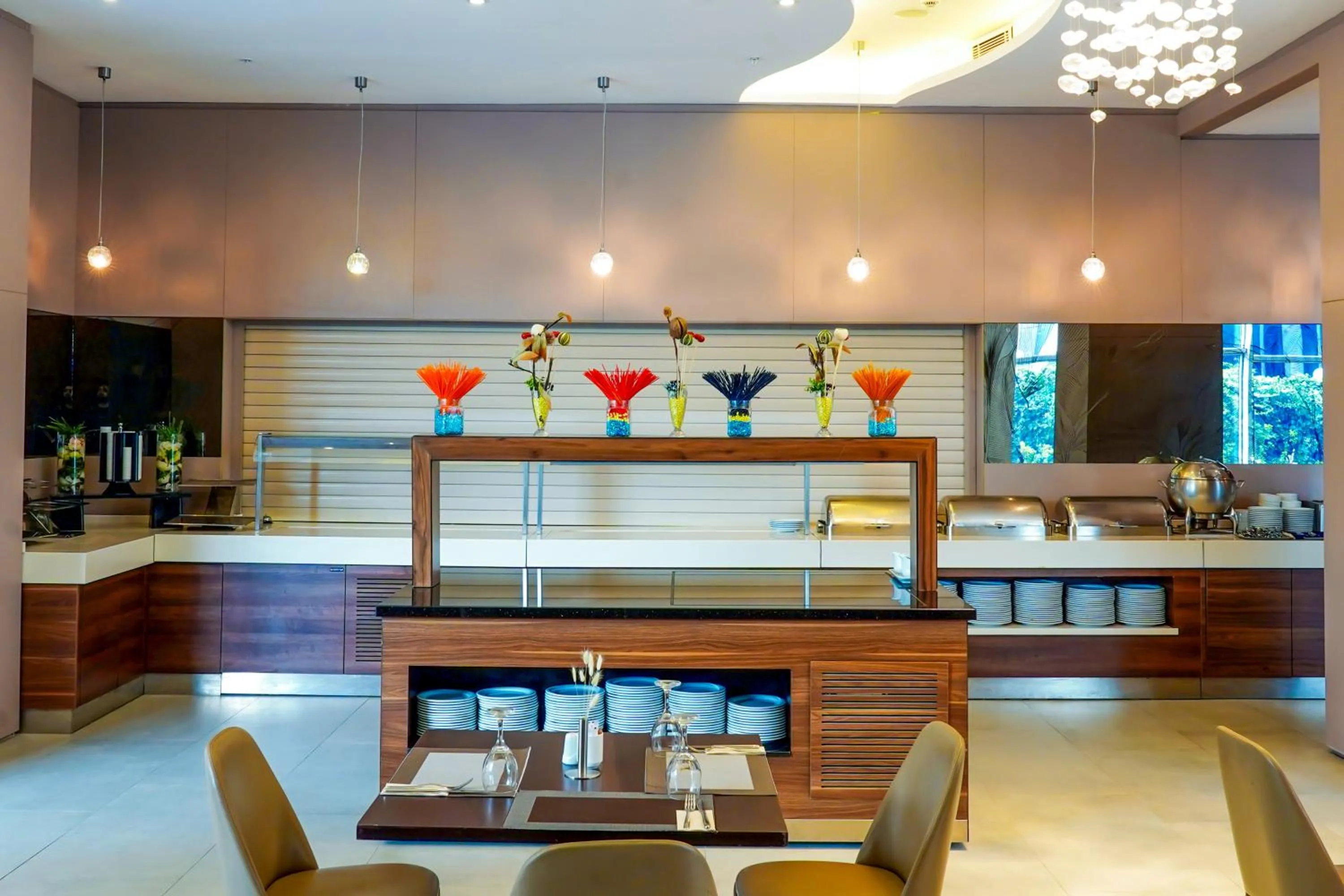 Restaurant/places to eat in Ramada Encore Istanbul Bayrampasa