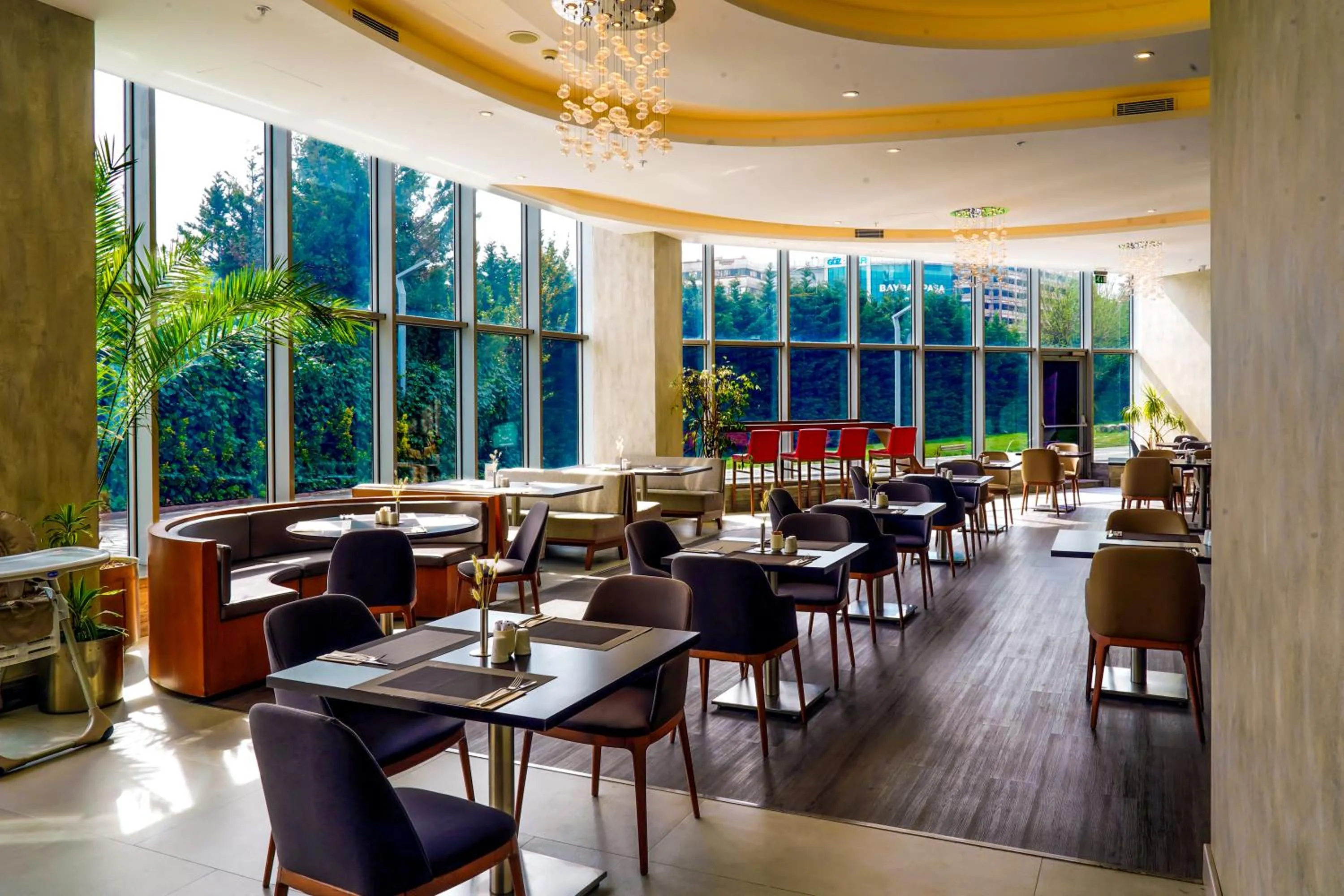 Restaurant/places to eat in Ramada Encore Istanbul Bayrampasa