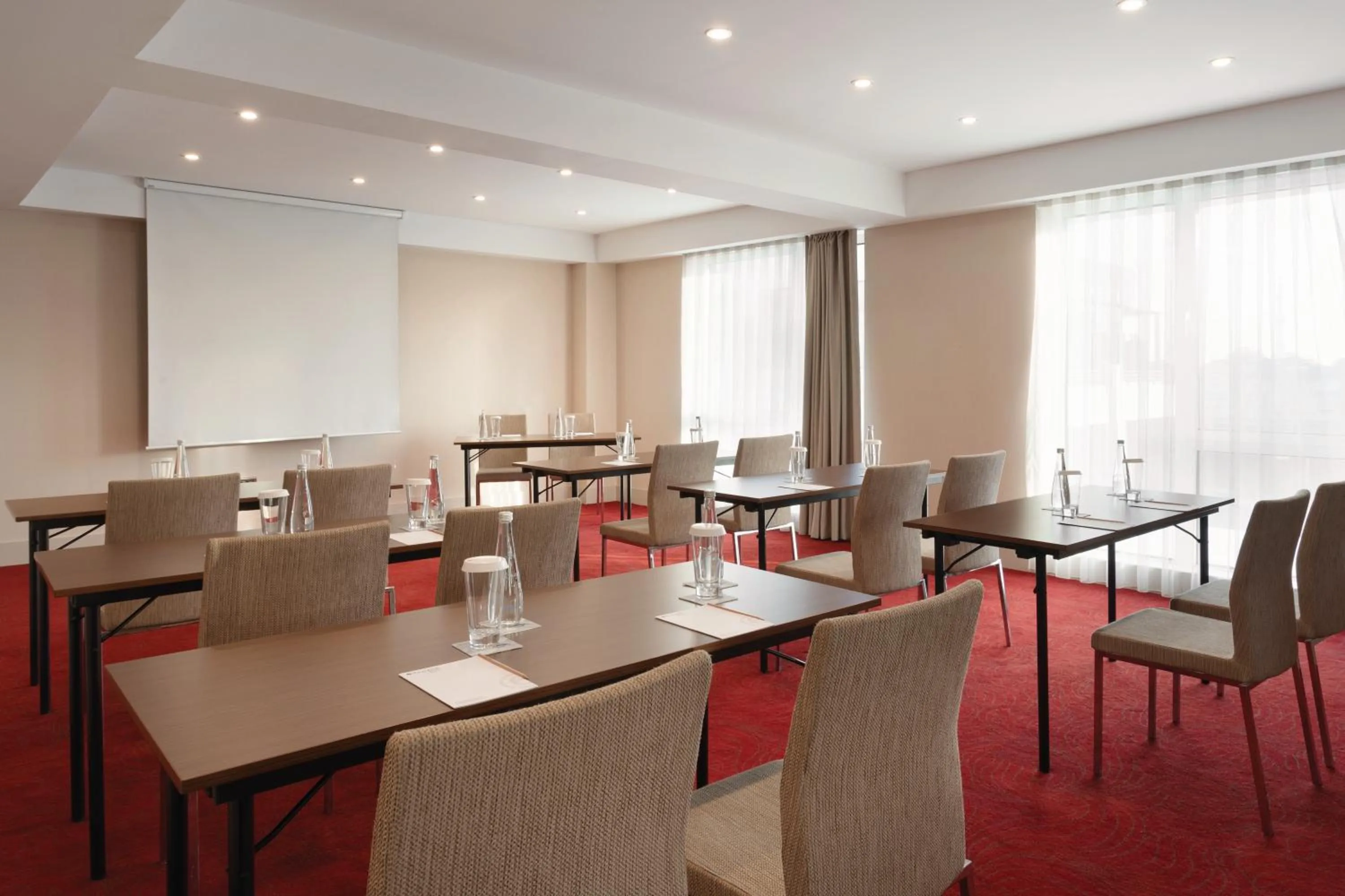 Business facilities in Ramada Encore Istanbul Bayrampasa
