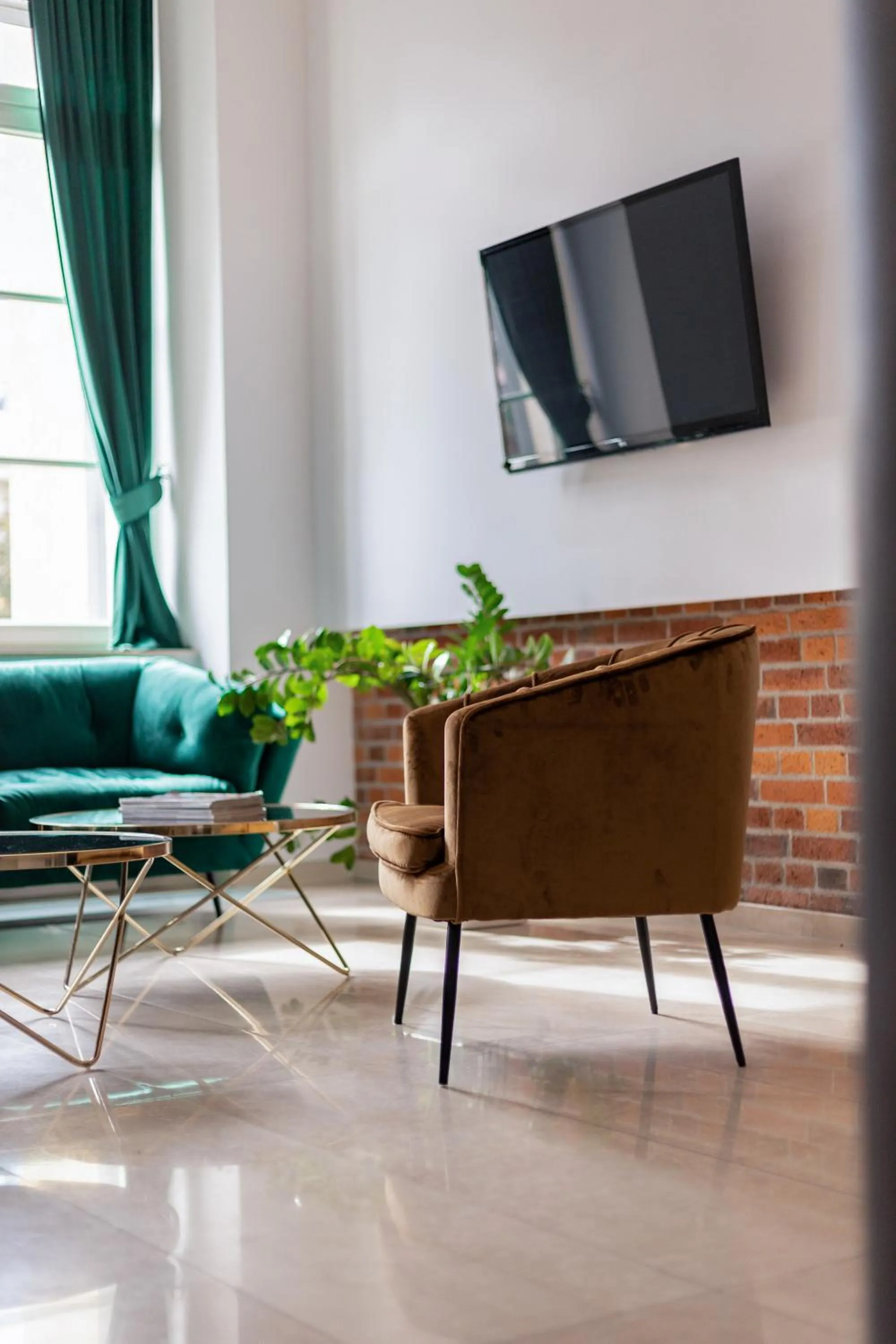 TV and multimedia in Hotel Dikul Market Square Wroclaw