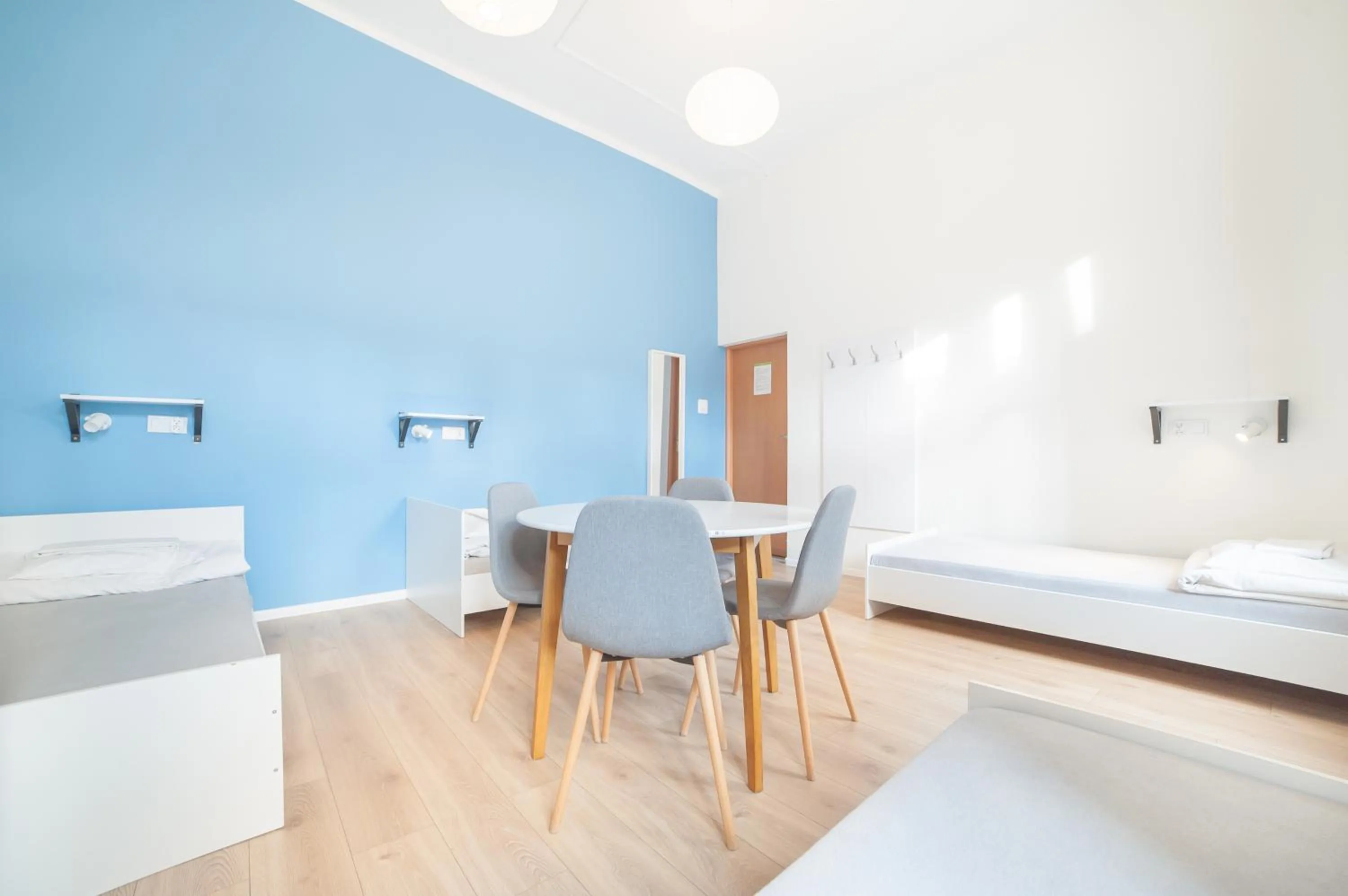 Bed in Dizzy Daisy Hostel