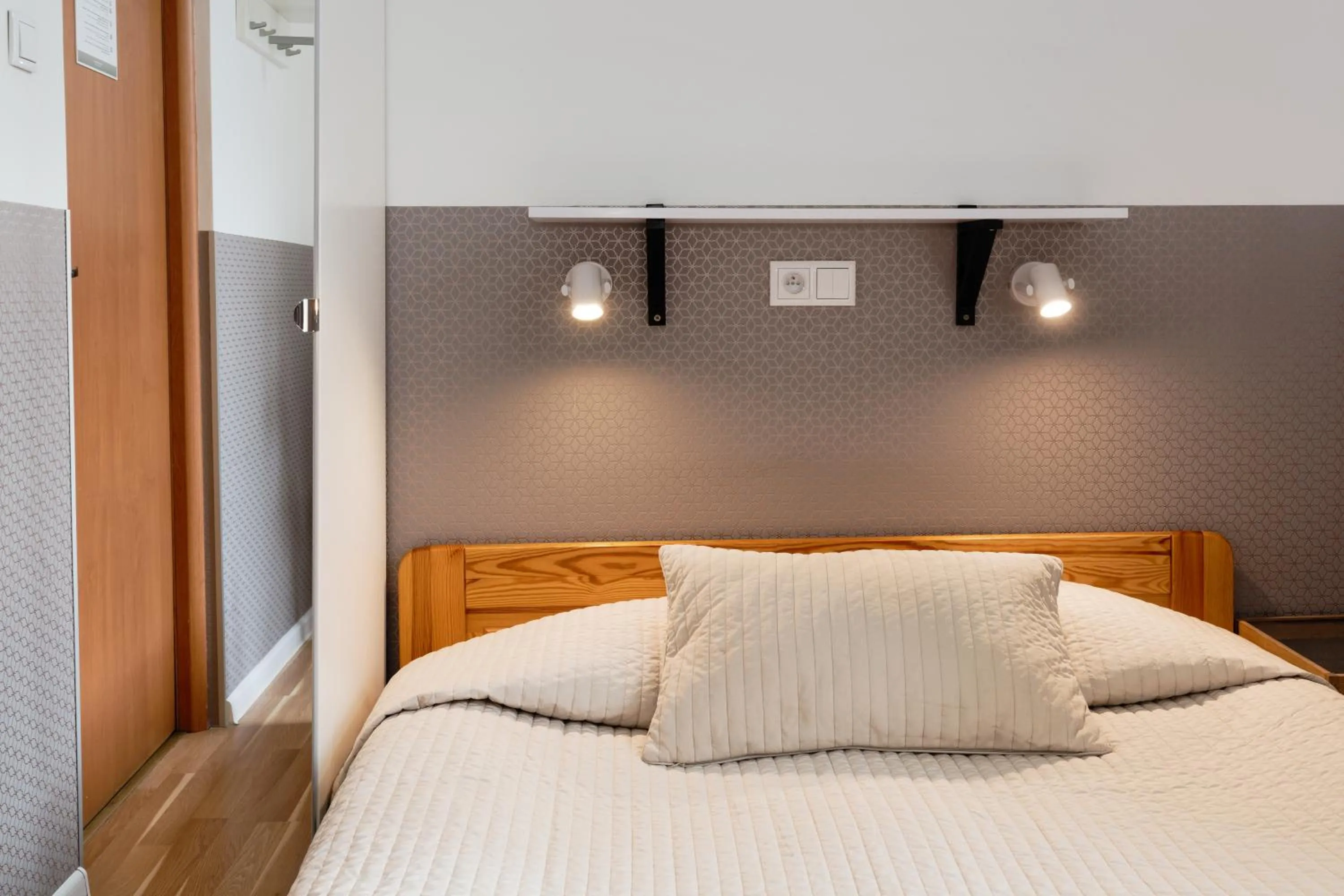 Photo of the whole room, Bed in Dizzy Daisy Hostel