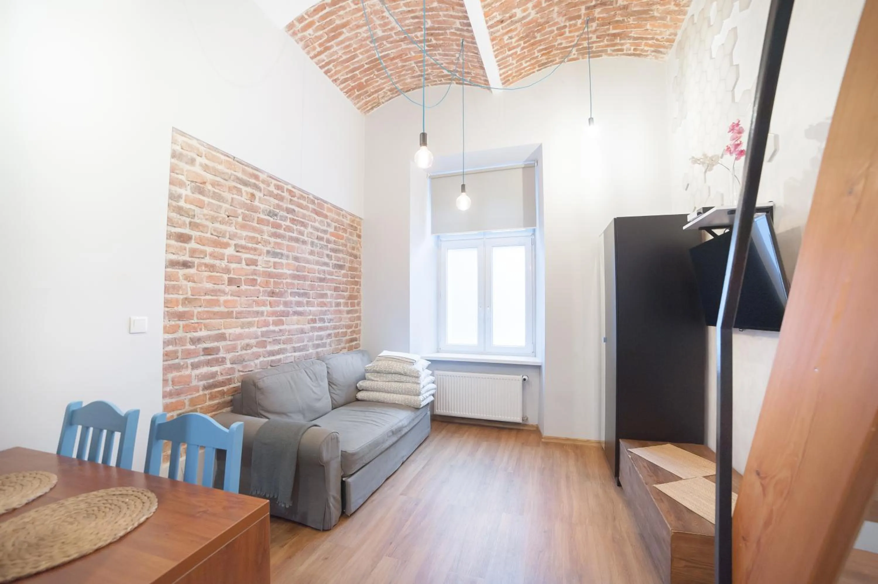 Living room in Dizzy Daisy Hostel