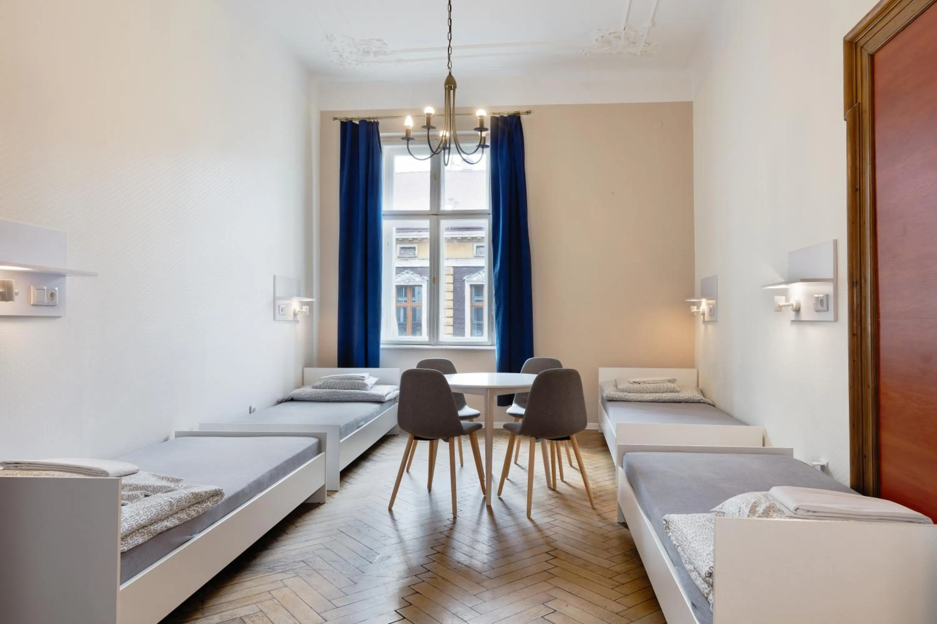 Photo of the whole room, Bed in Dizzy Daisy Hostel