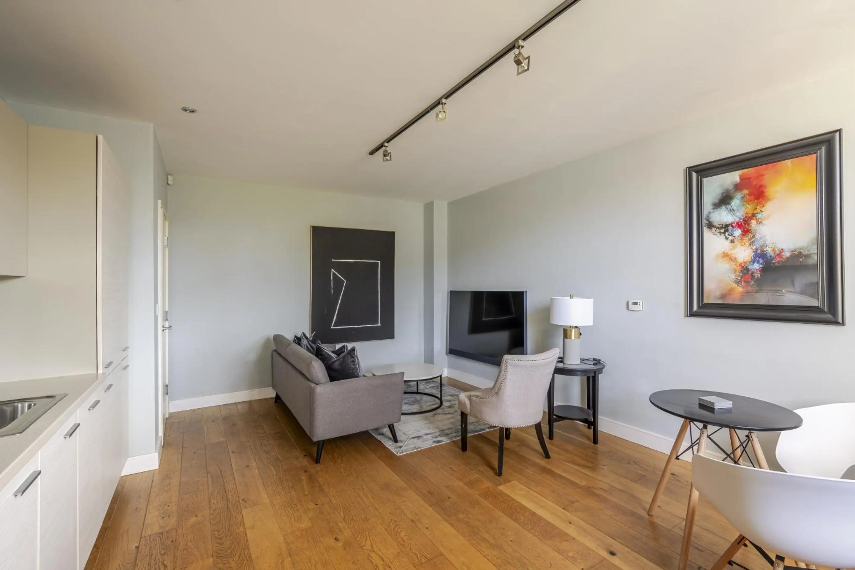 Living room in Luxurious 1 Bed House, Free Parking, Braintree Town with Sky TV