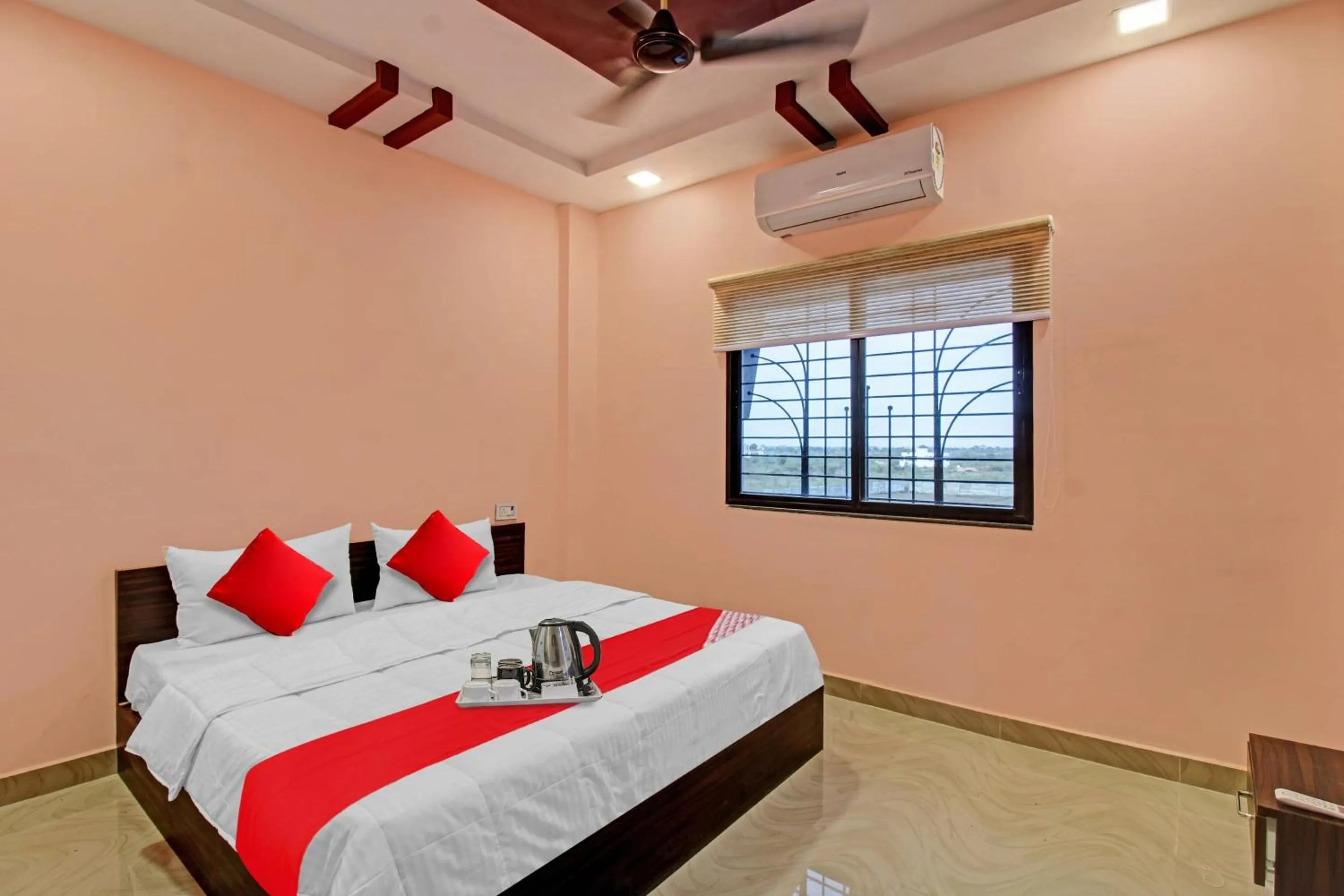 Lobby or reception, Bed in Hotel O Raj Hotel