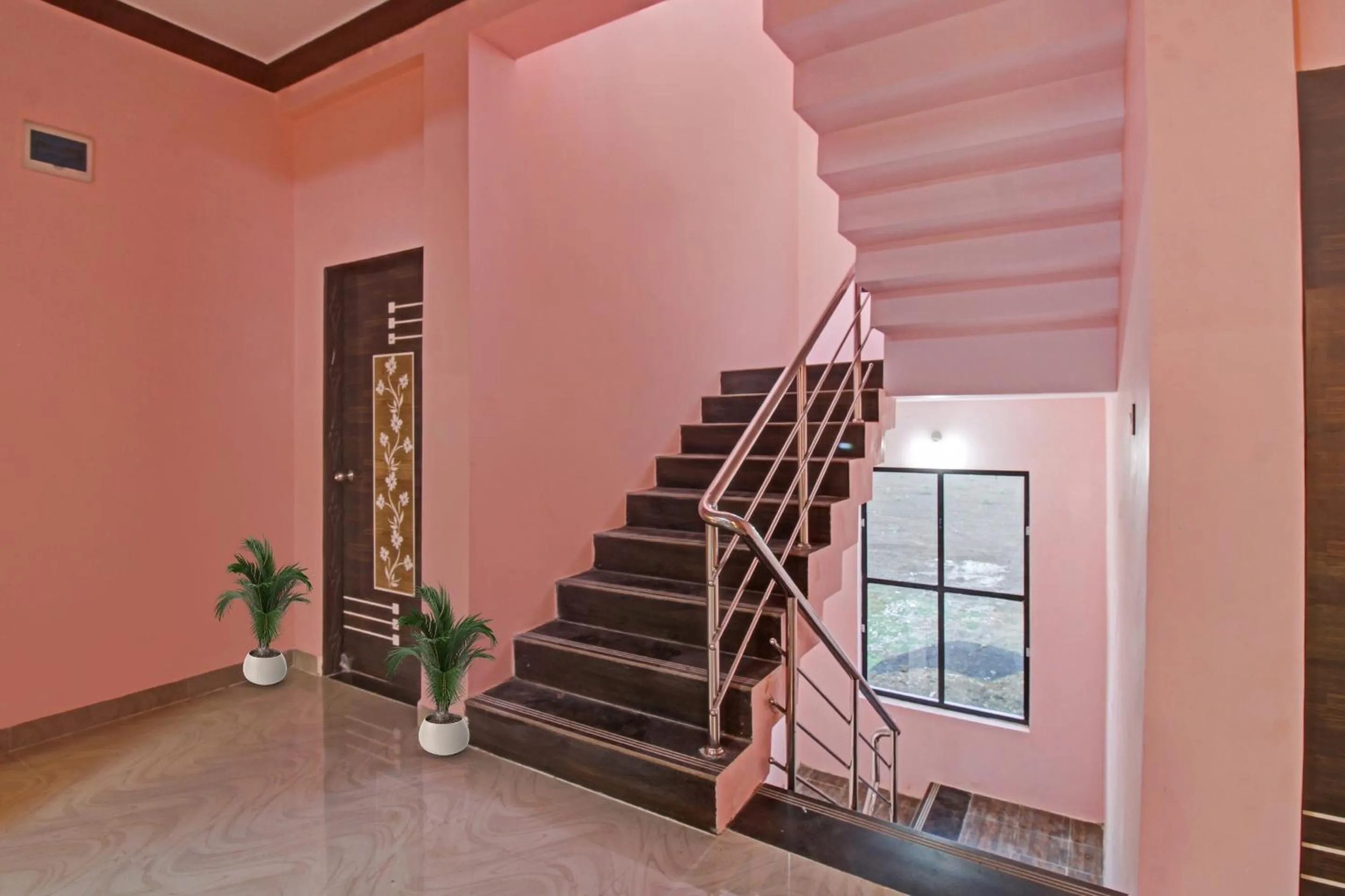 Lobby or reception in Hotel O Raj Hotel