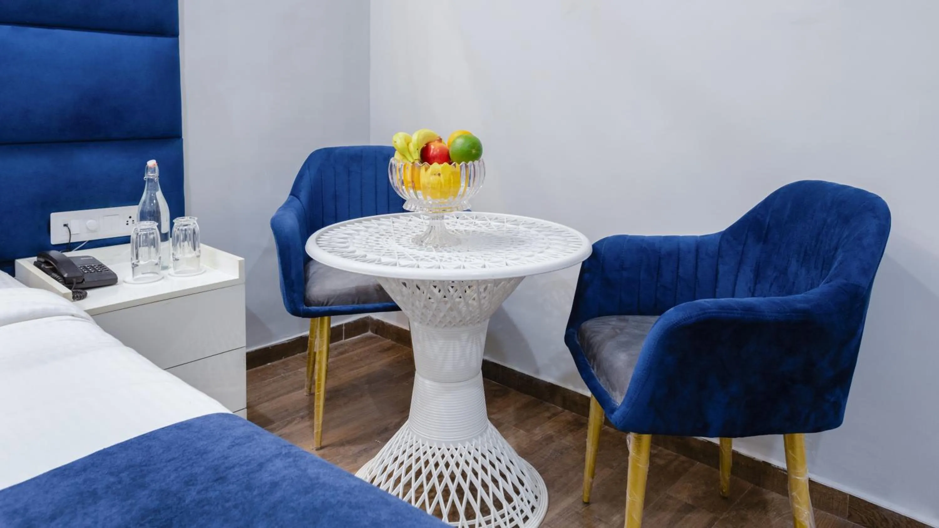 Food and drinks in Hotel Downtown 17