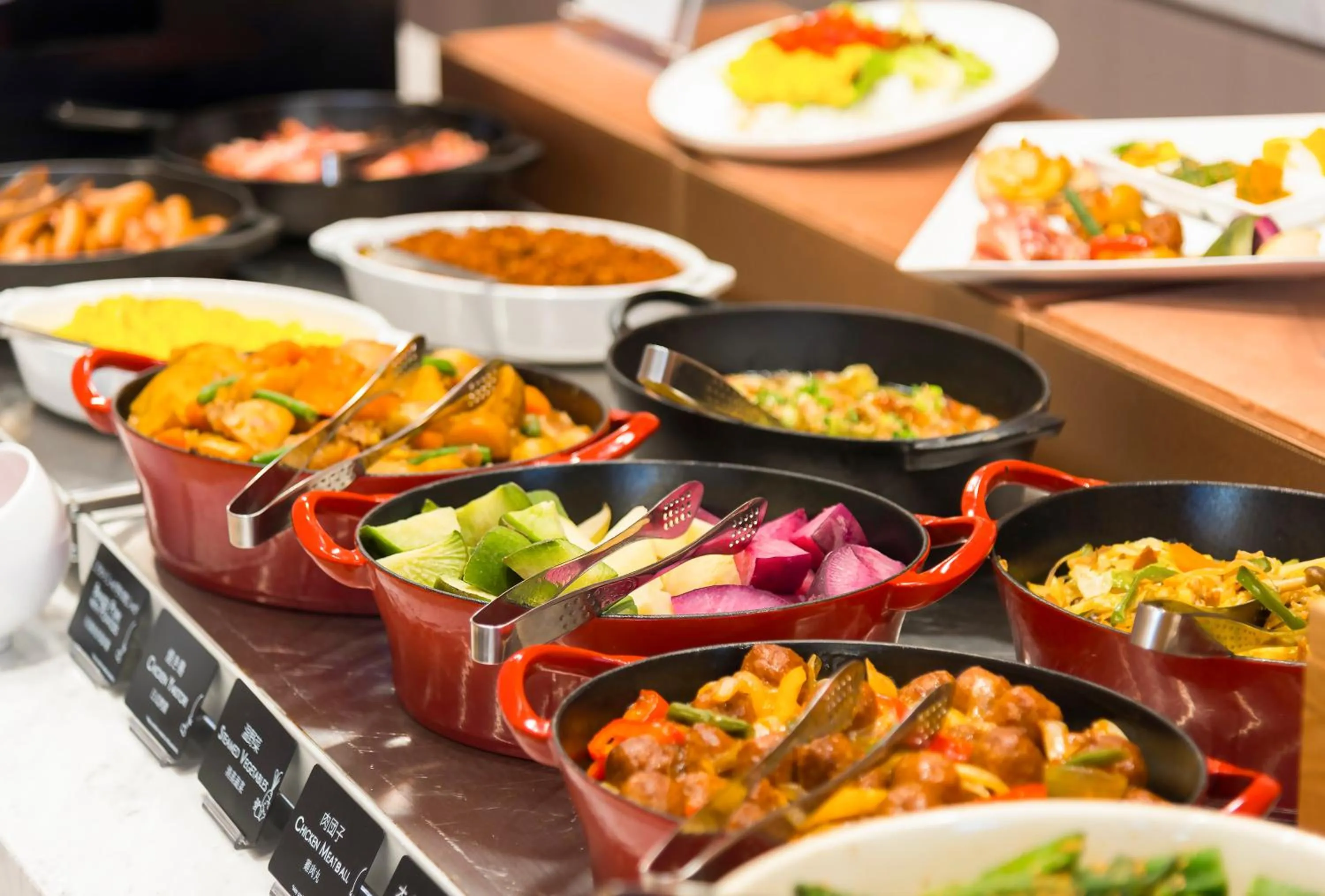 Buffet breakfast in Candeo Hotels Utsunomiya