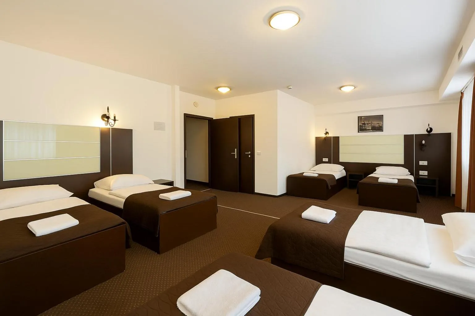 Bed in Hotel Junior 2