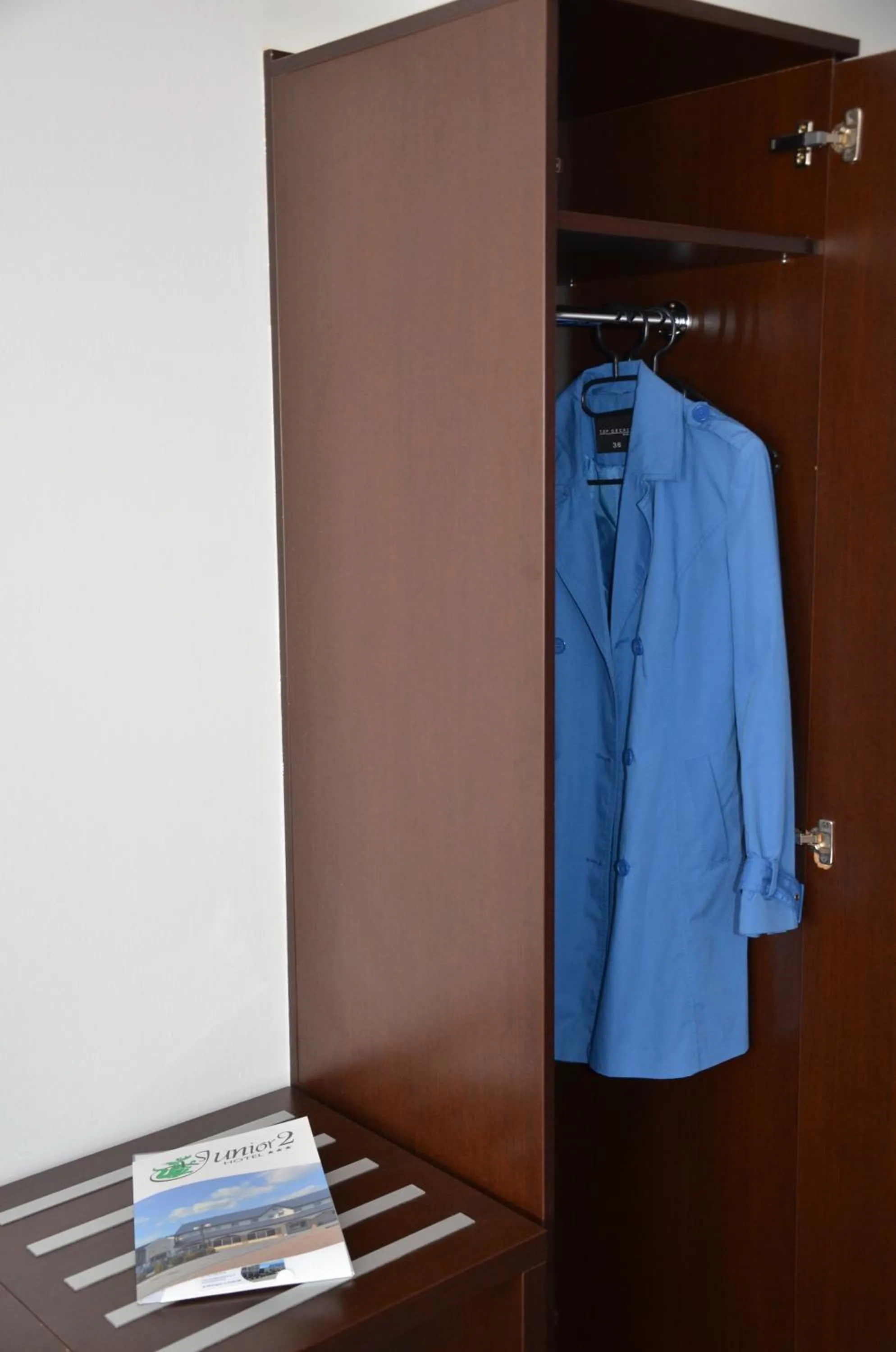 furniture in Hotel Junior 2