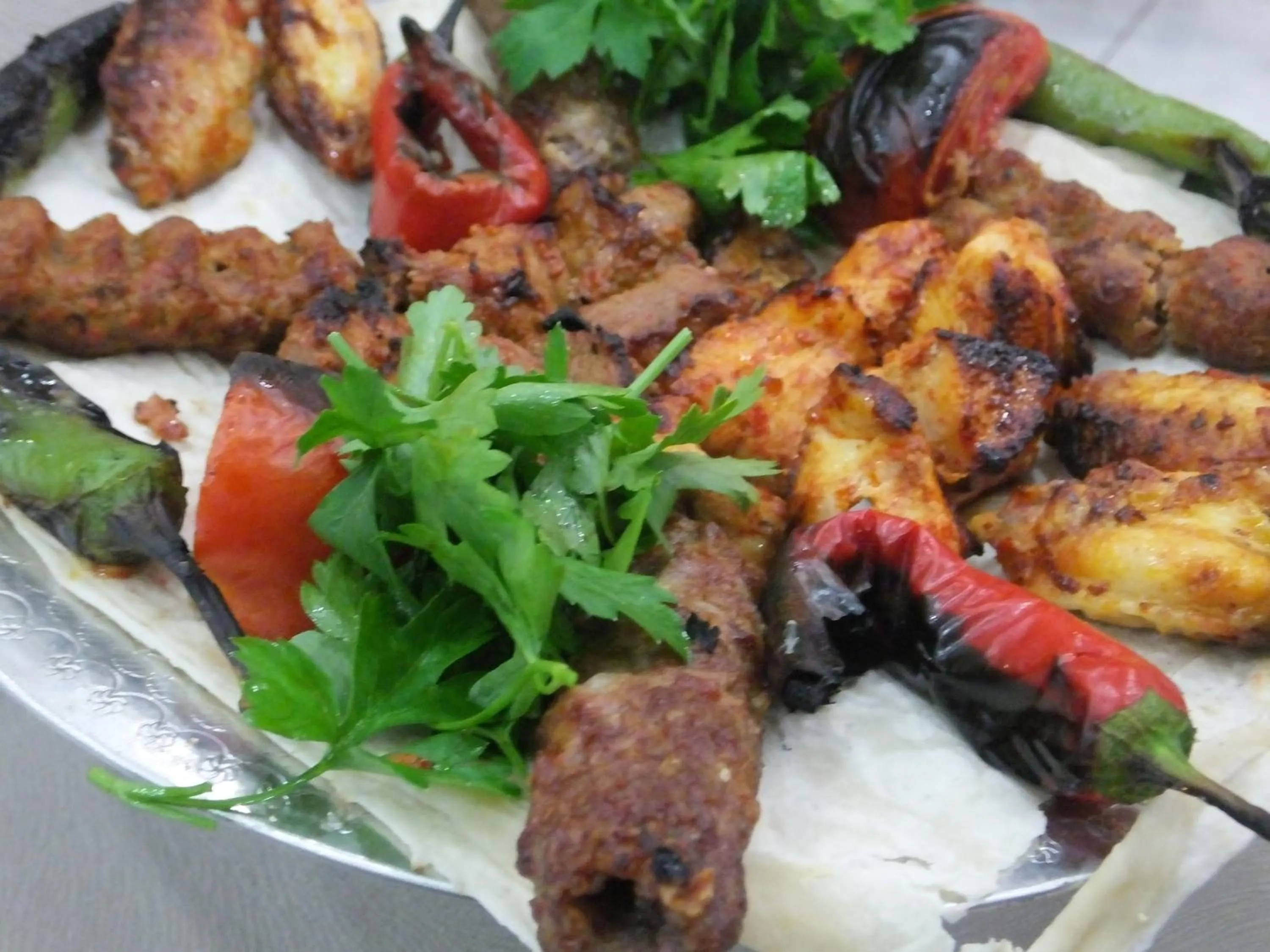 Restaurant/places to eat in Çınarpark Hotel