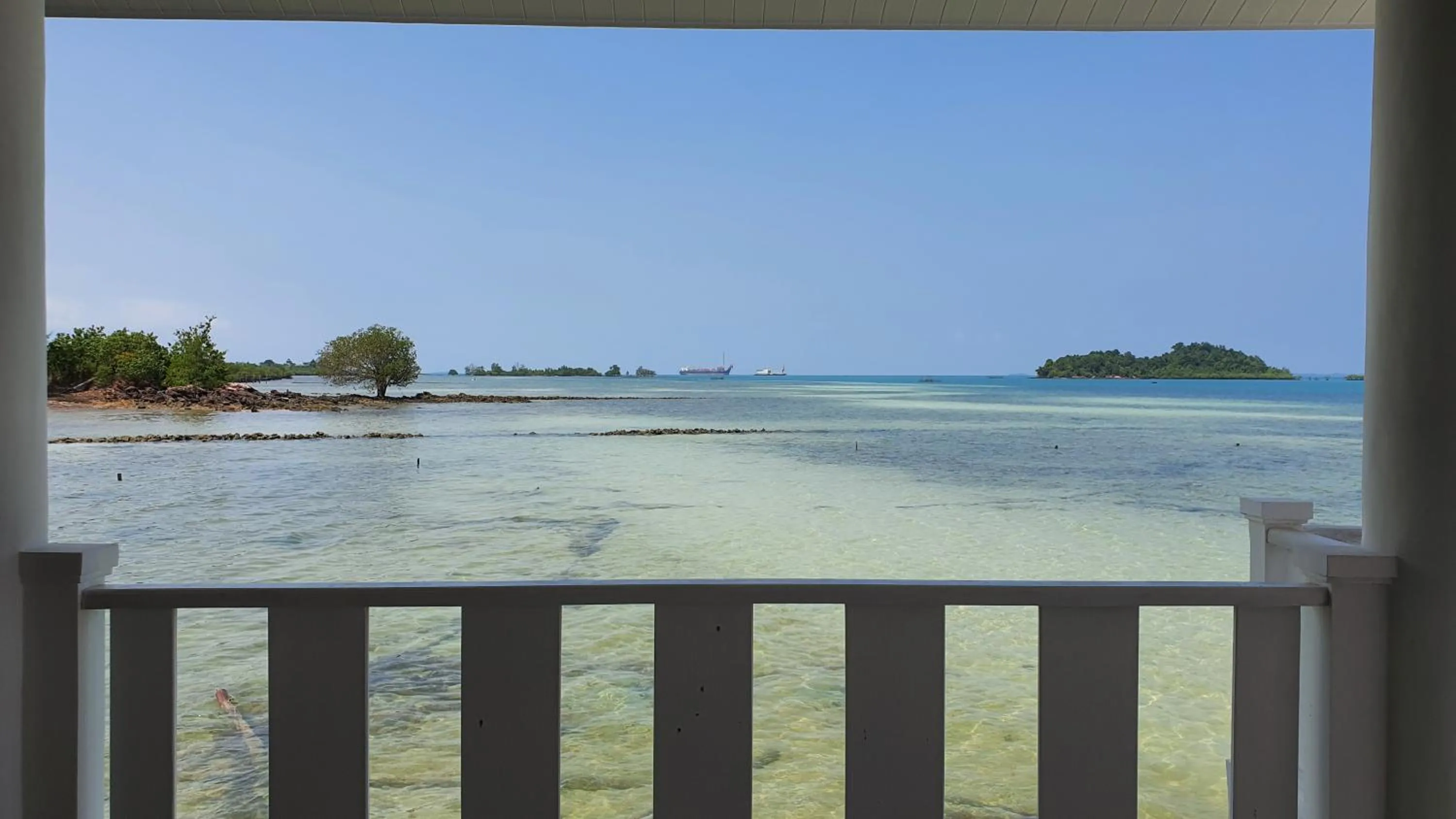 Natural landscape in Morelo Water Villa