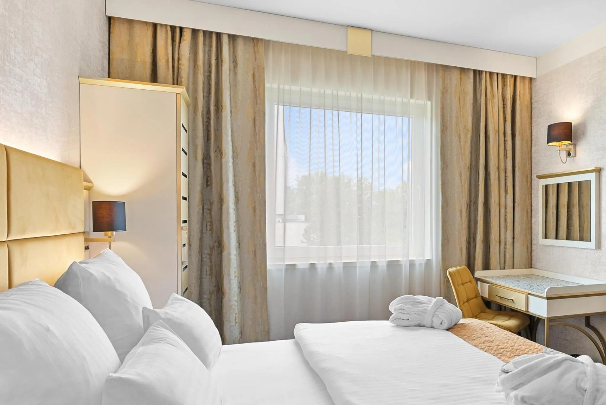 Bed in Park Hotel Diament Katowice