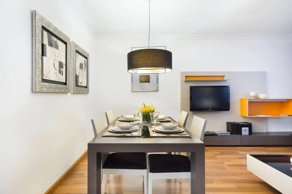 The Collection Barcelona - Central and Elegant 4 Bedroom by Placa Catalunya
