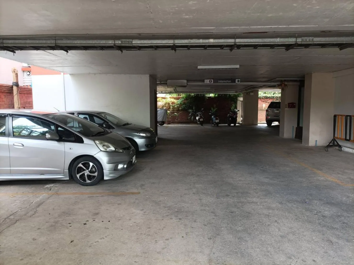 Parking in Aster Residence