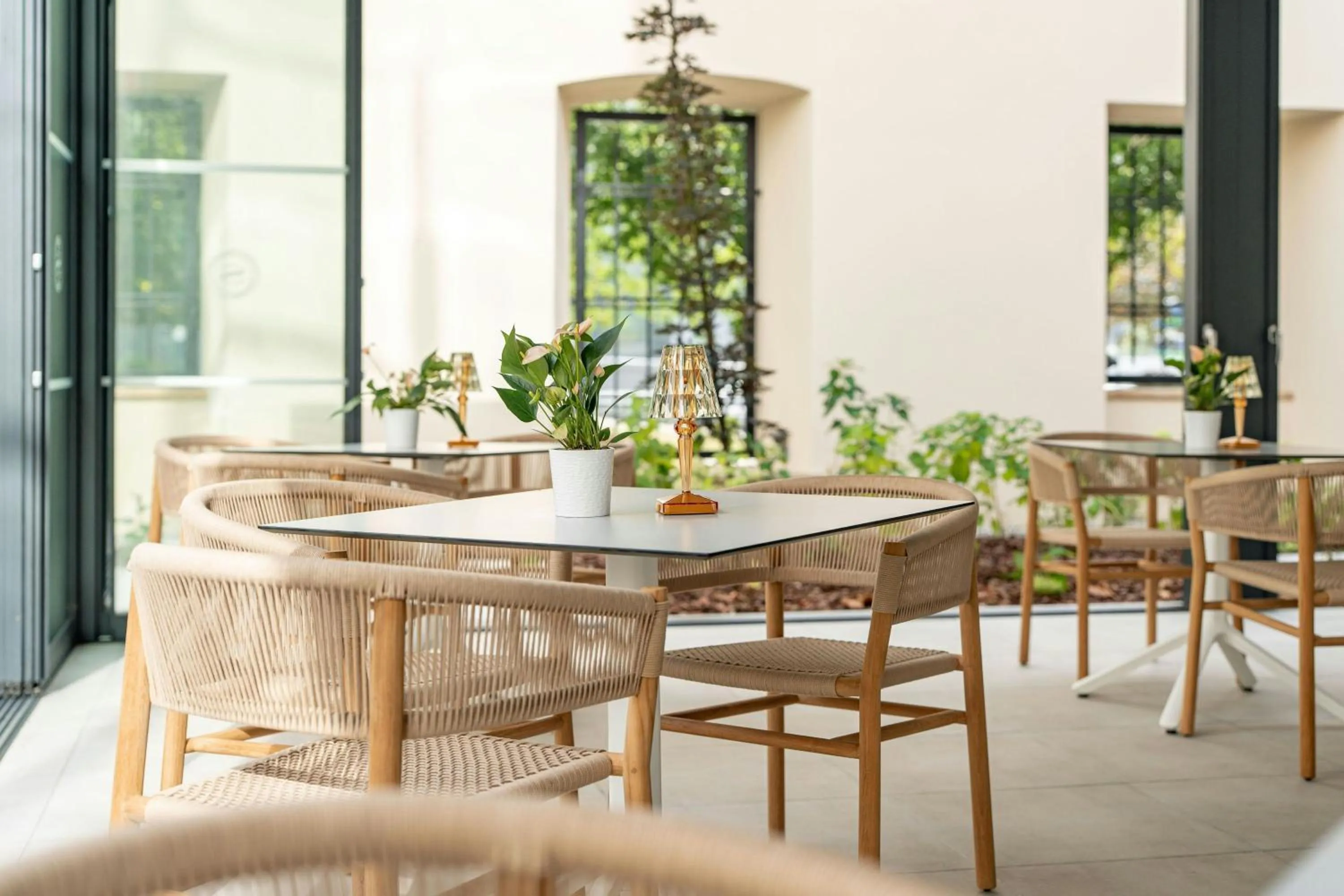 Restaurant/places to eat in Sheraton Grand Krakow