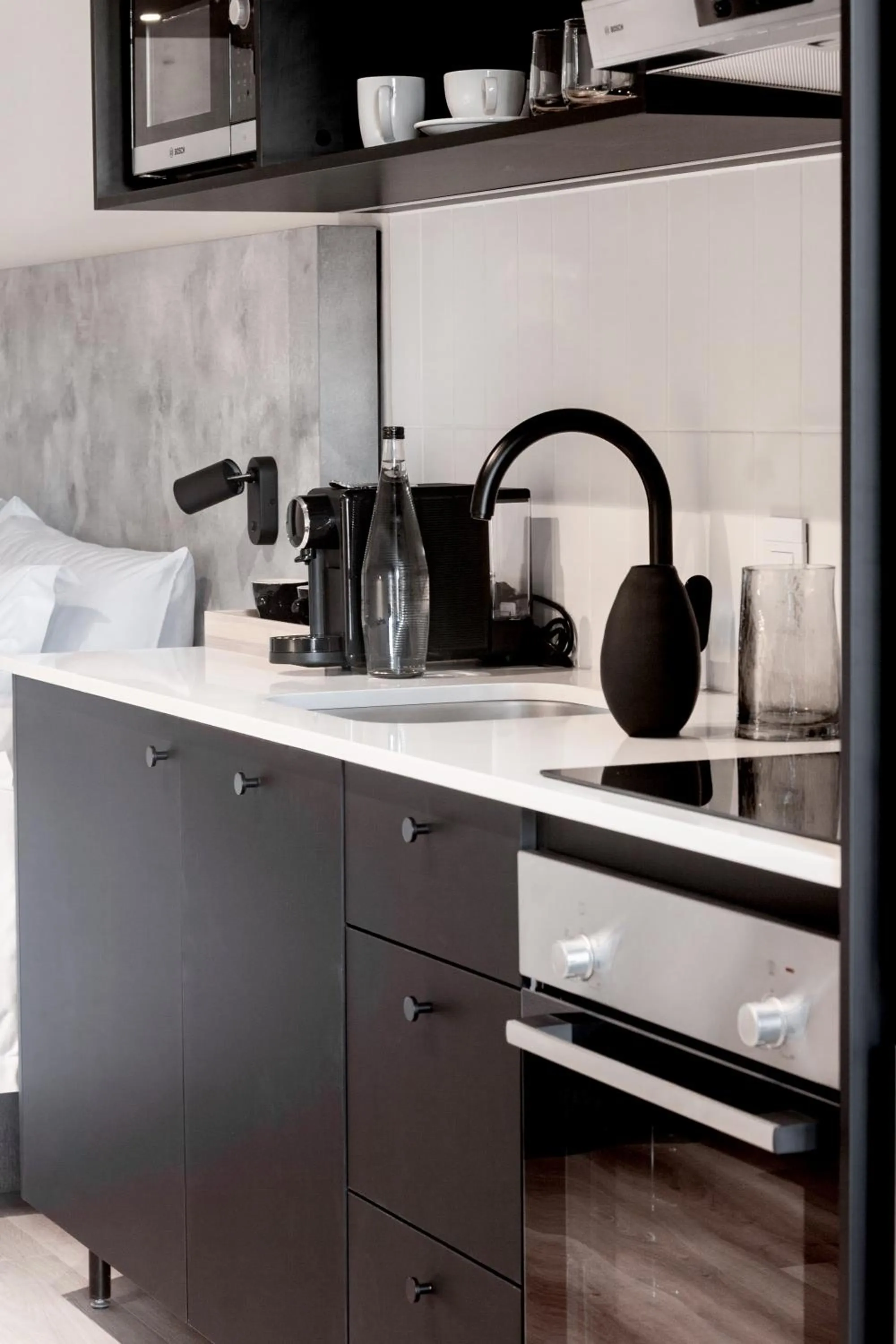 Kitchen or kitchenette in Home Suite Hotels Station House
