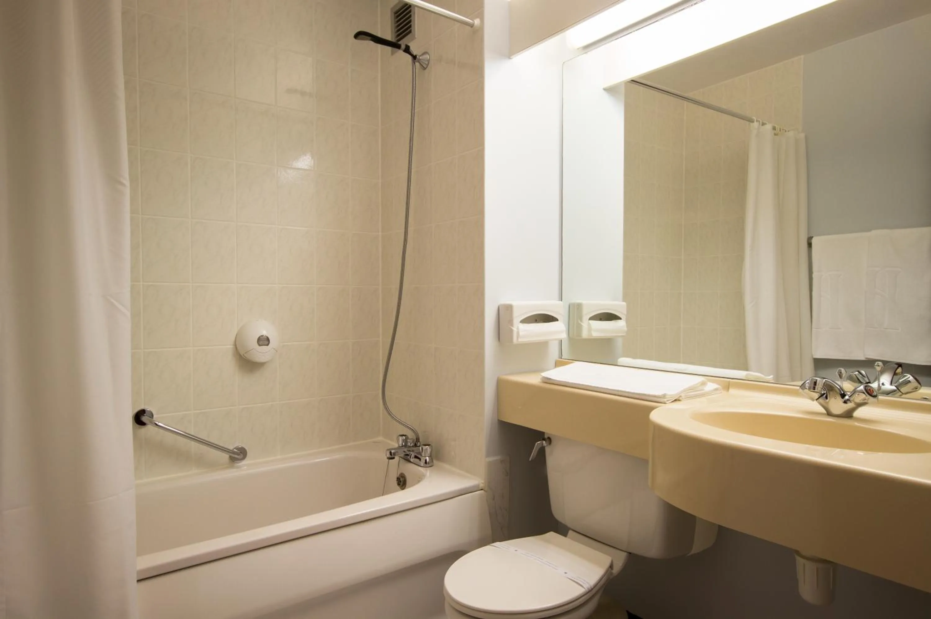 Photo of the whole room in Hotel HP Park