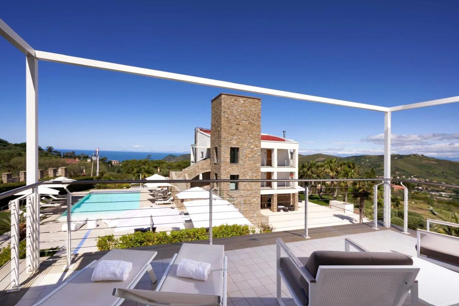 Property building in Torre Difyos