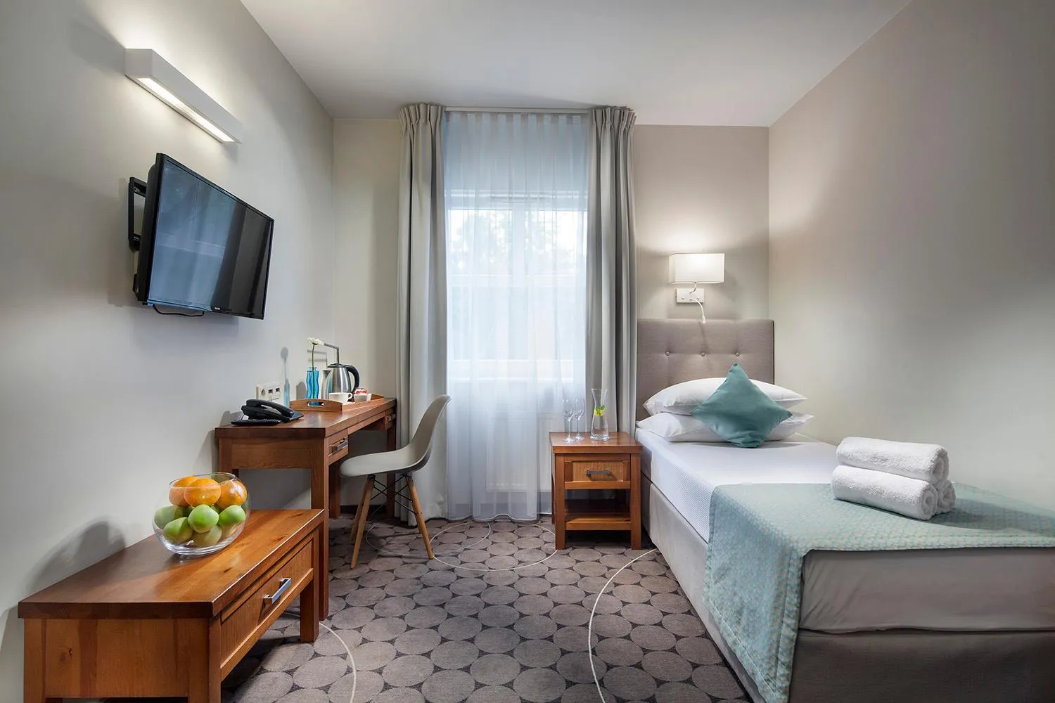 furniture, Bed in Hotel Aqua Sopot - Destigo Hotels