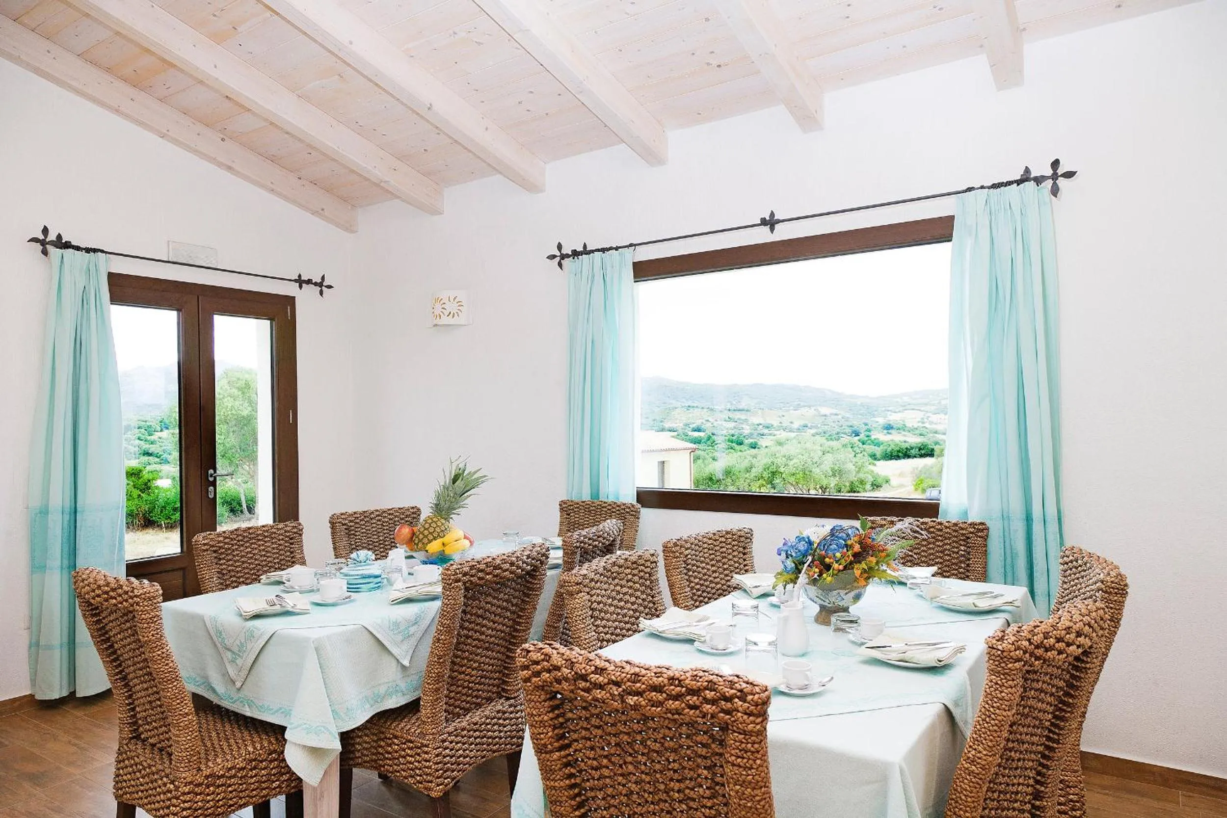 Restaurant/places to eat in B&B Terra e Smeralda