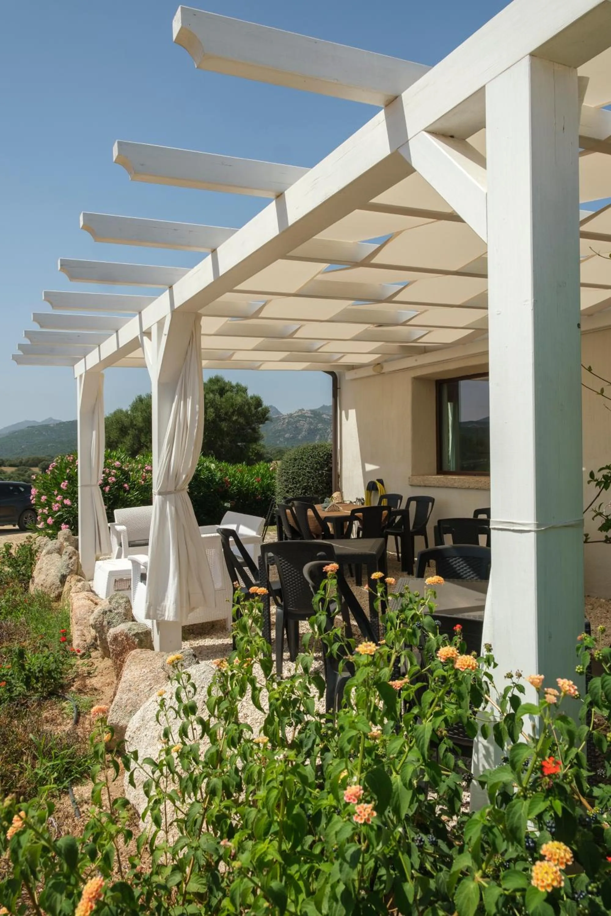 Garden in B&B Terra e Smeralda